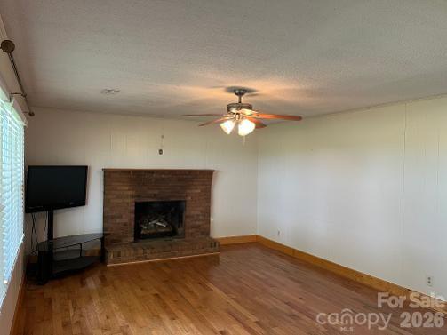 1211 Sharon School Road — Stony Point