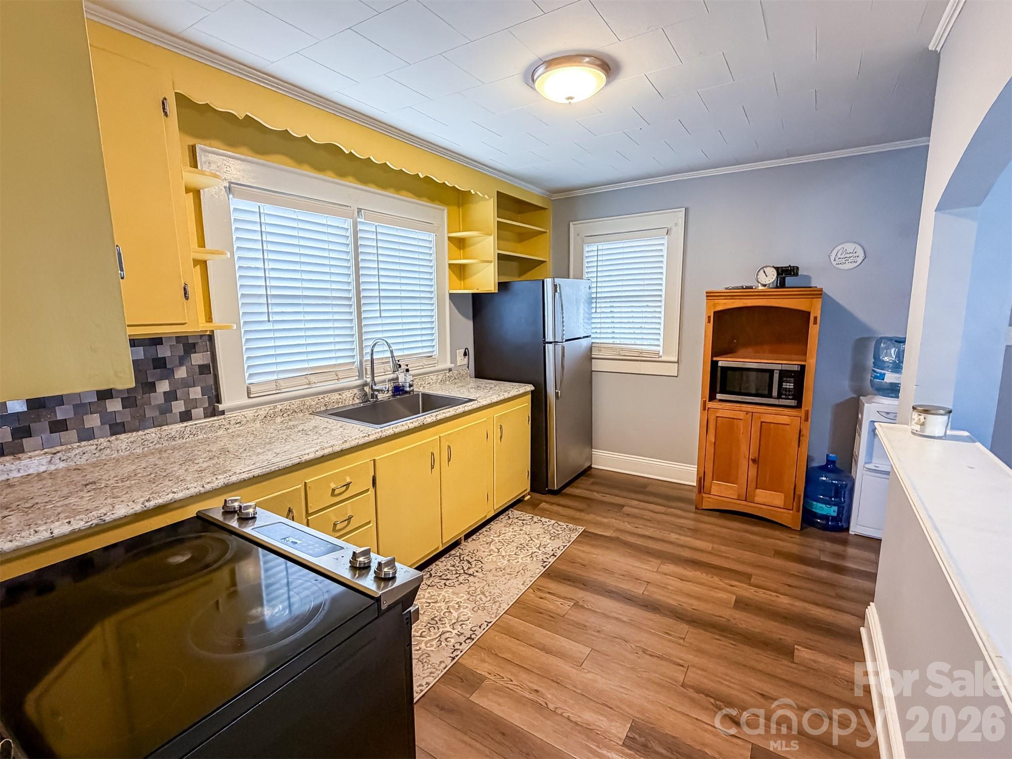29 10th Street SE — Hickory