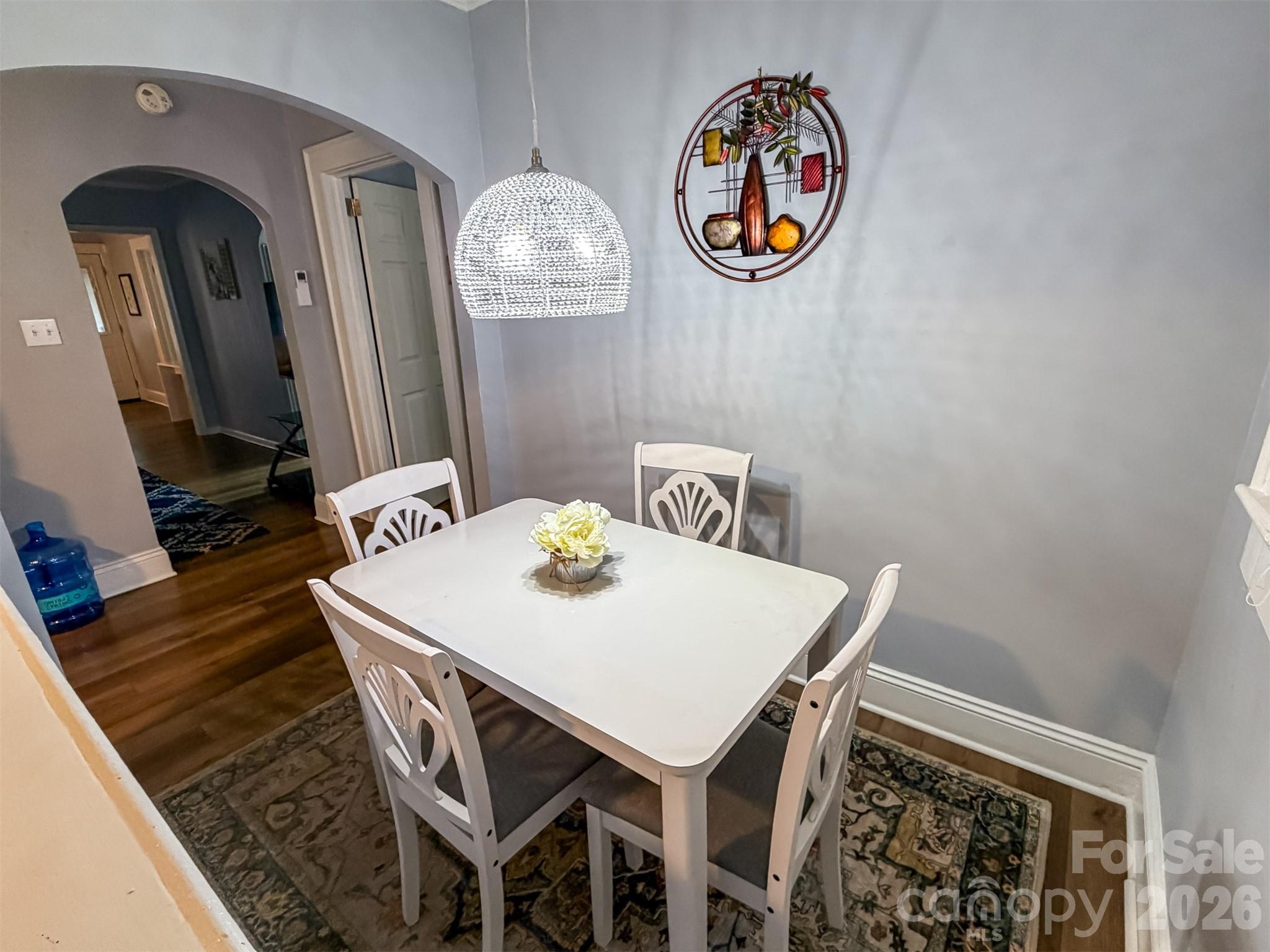 29 10th Street SE — Hickory