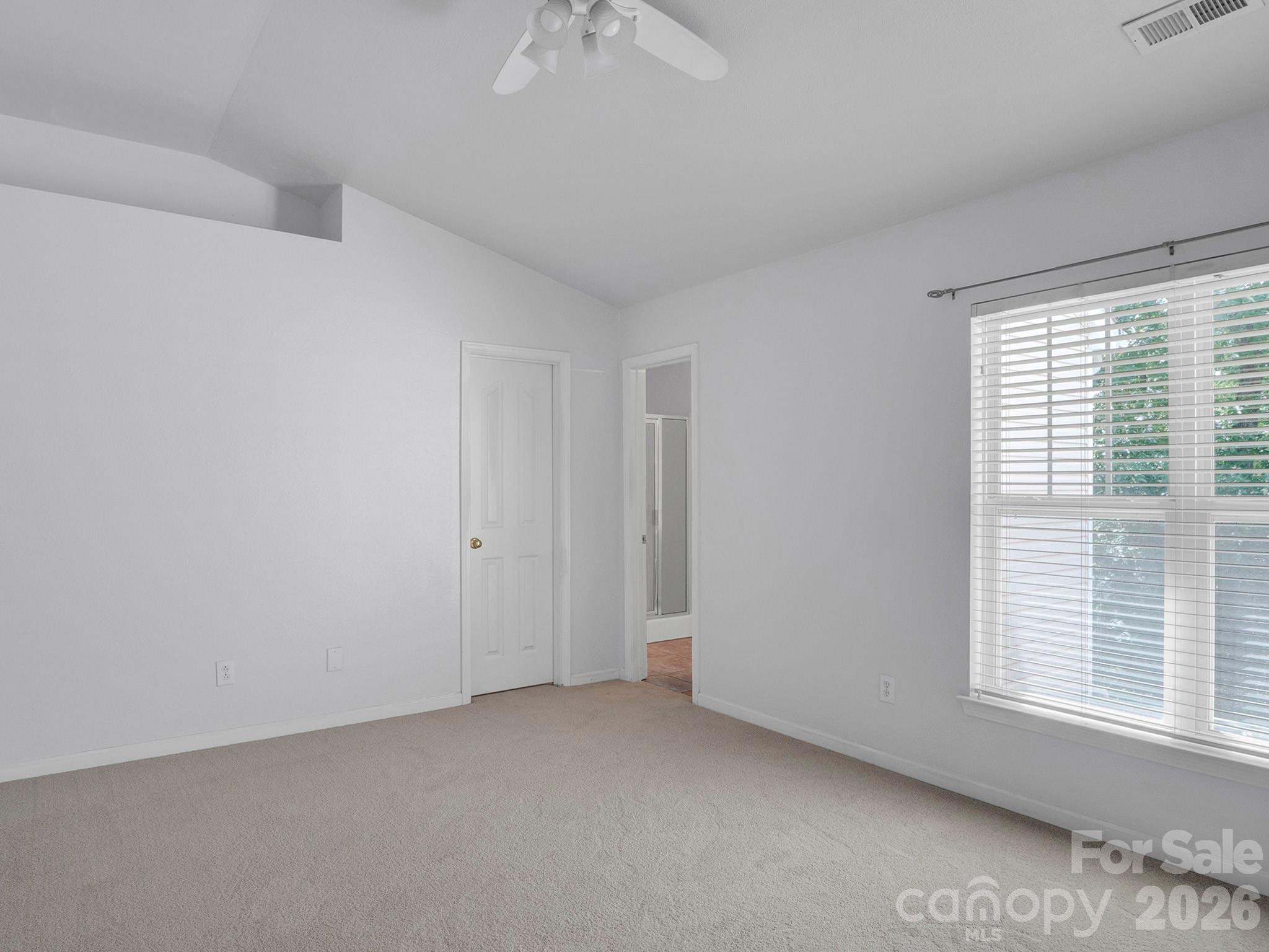 10747 Essex Hall Drive — Charlotte