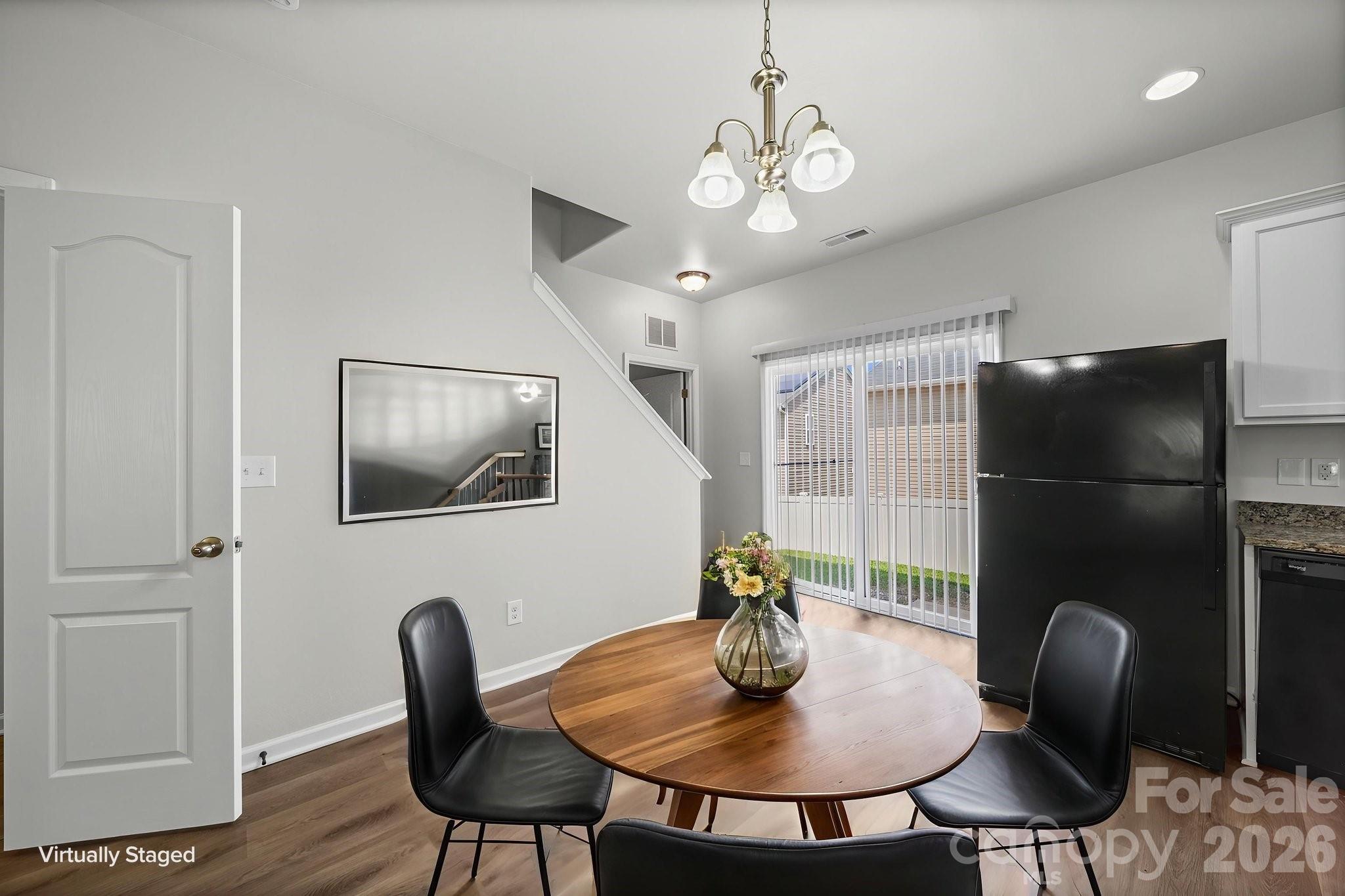 6013 Vista Woods Lane — Charlotte
