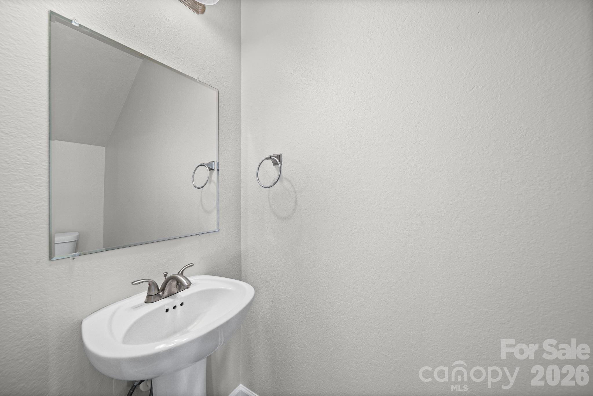 6013 Vista Woods Lane — Charlotte