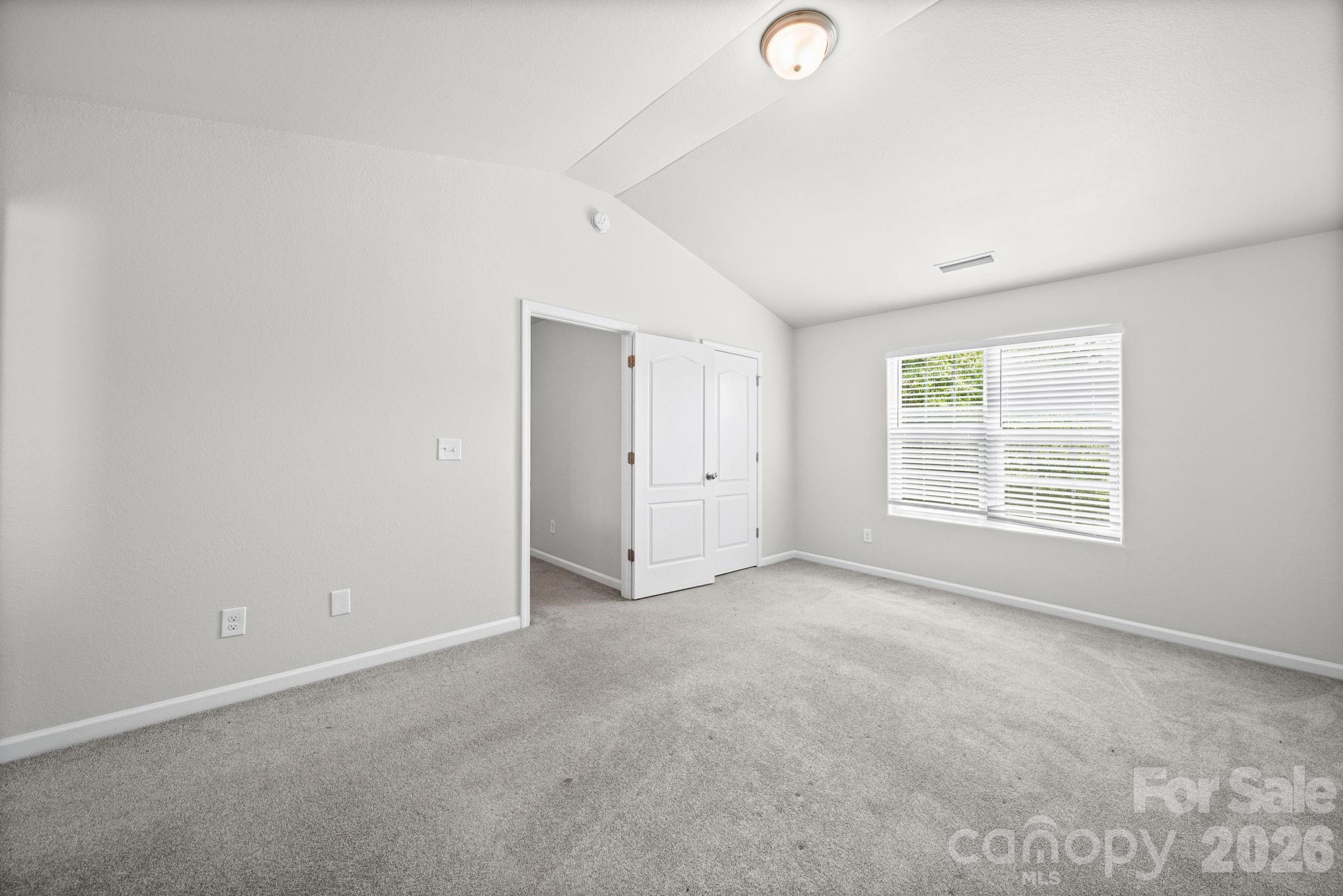 6013 Vista Woods Lane — Charlotte