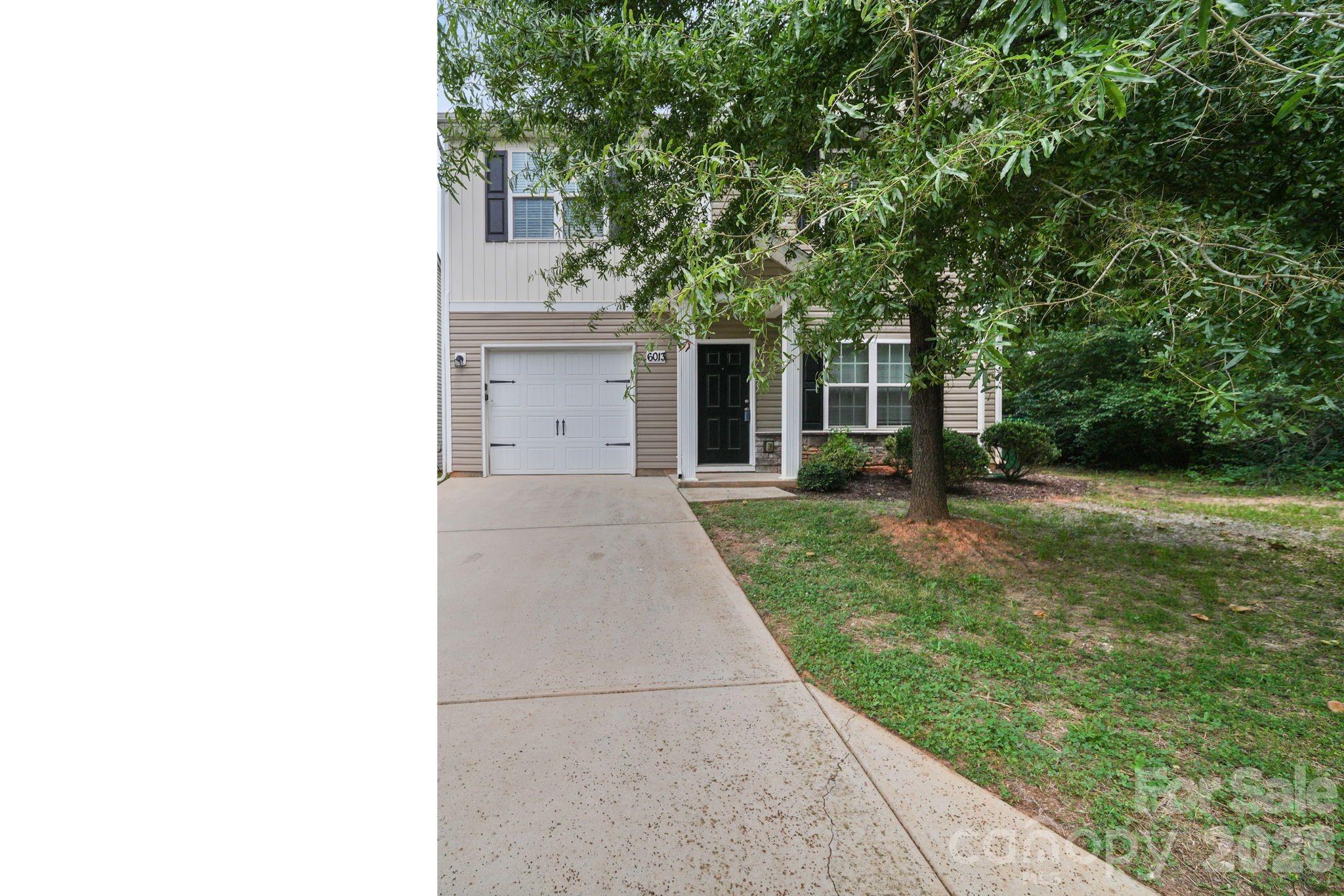 6013 Vista Woods Lane — Charlotte