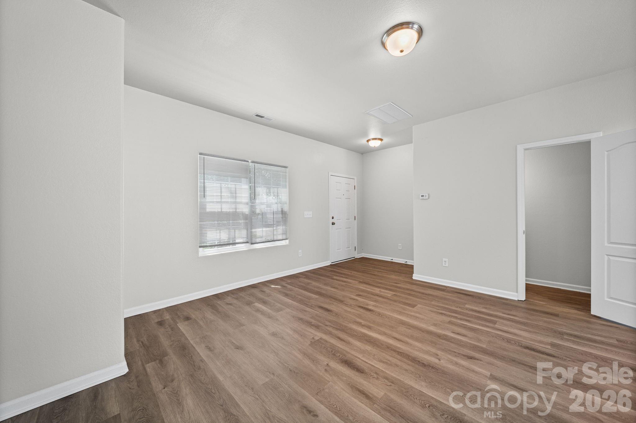 6013 Vista Woods Lane — Charlotte