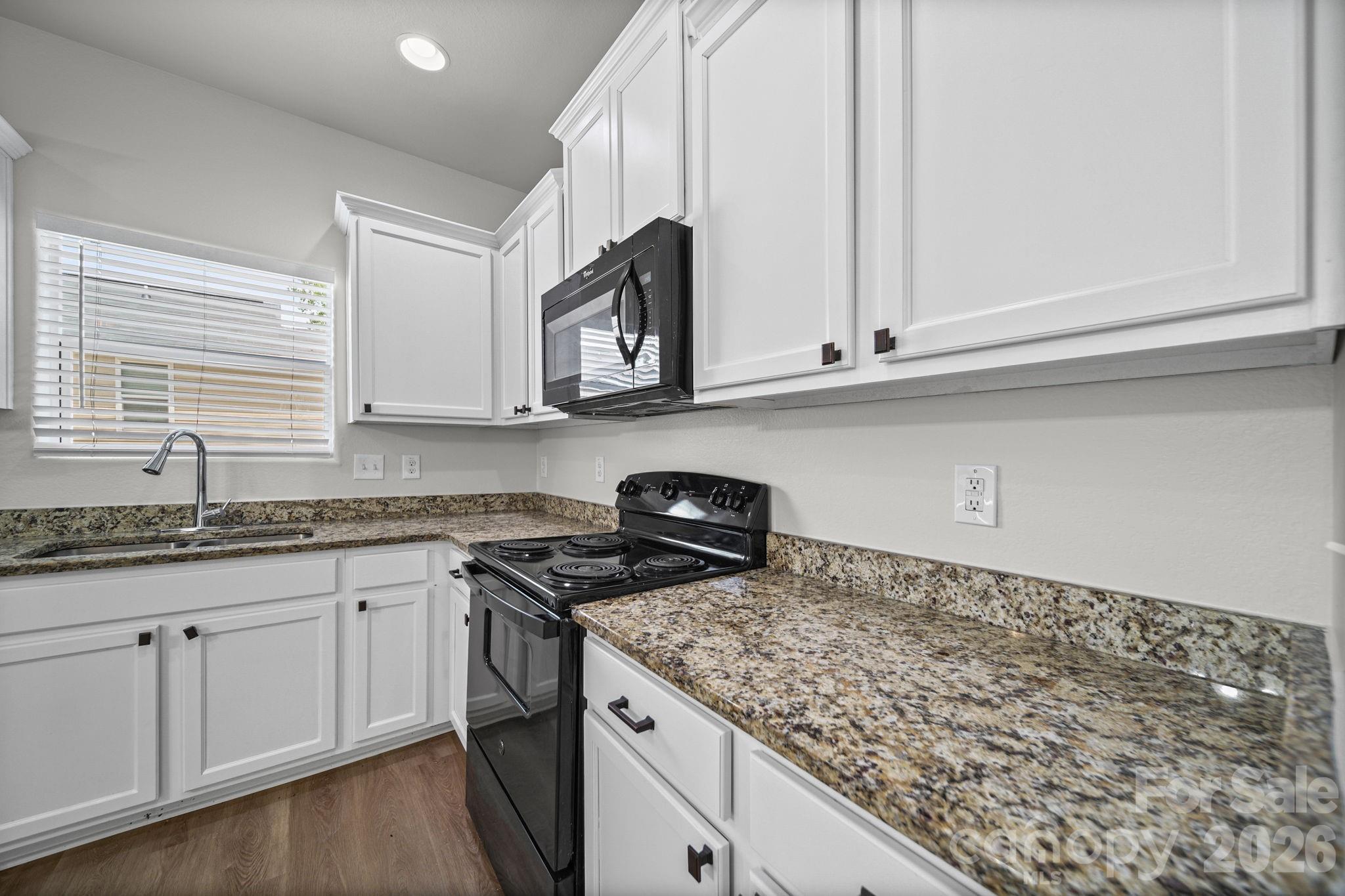 6013 Vista Woods Lane — Charlotte