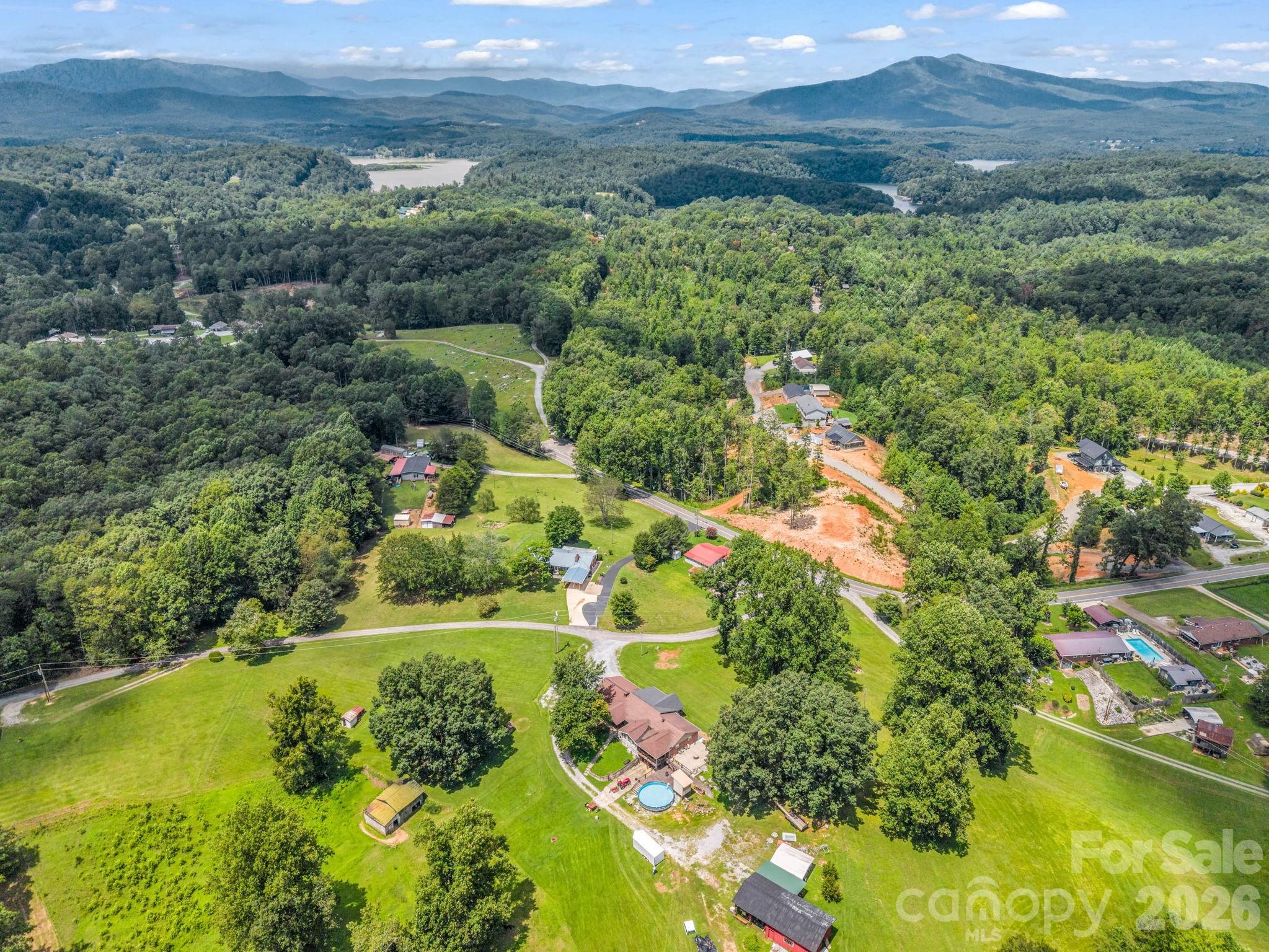 1244 Old Hwy 10 Highway E — Marion