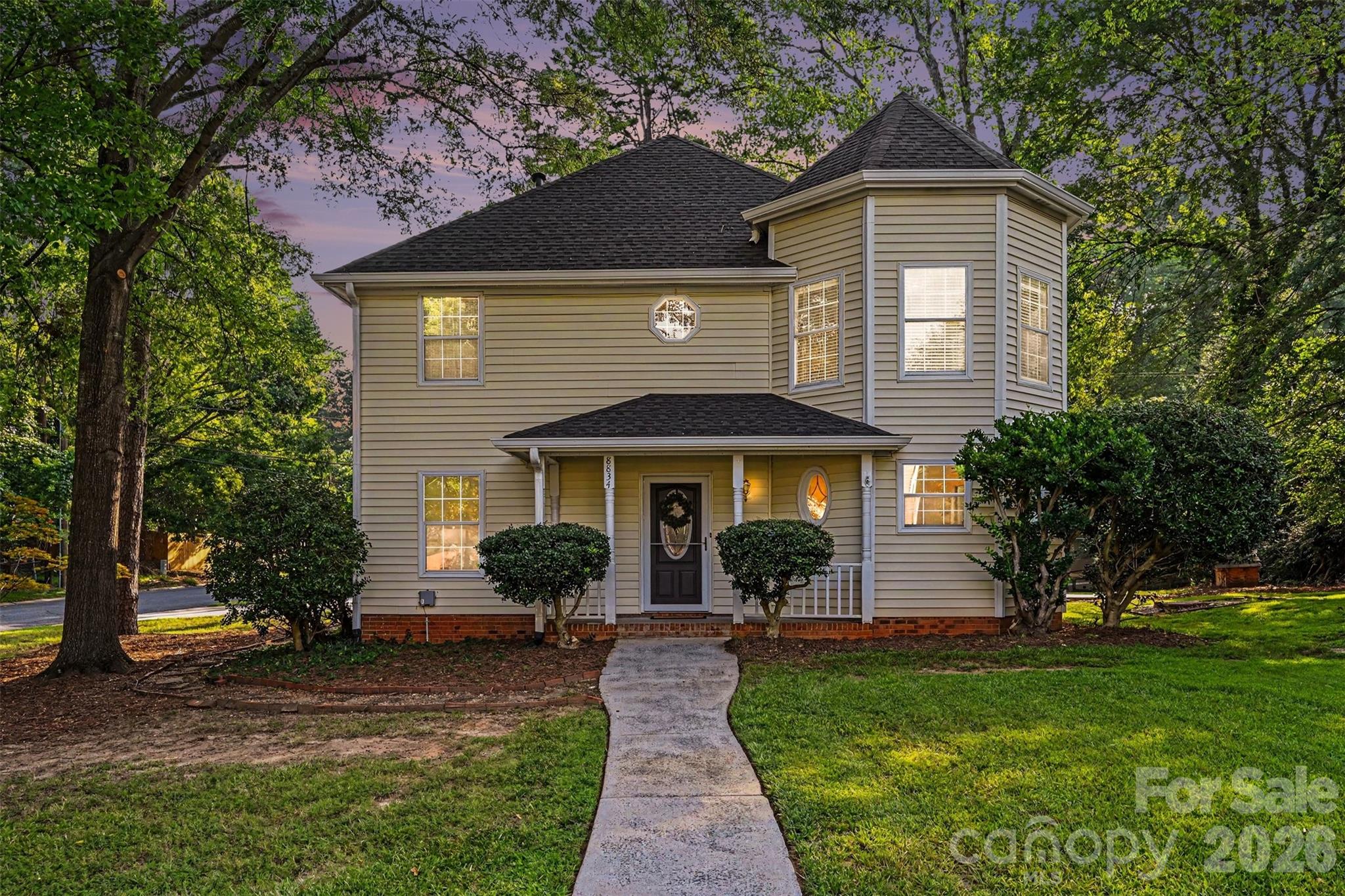 8834 Rittenhouse Circle — Charlotte