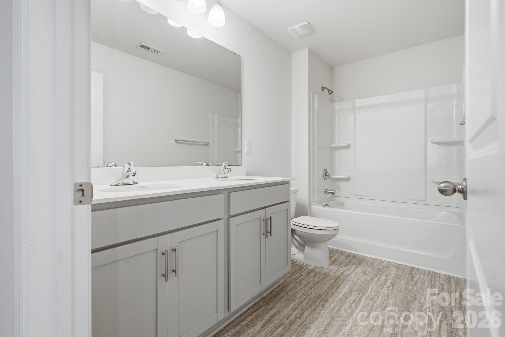 3168 Green Apple Drive — Dallas
