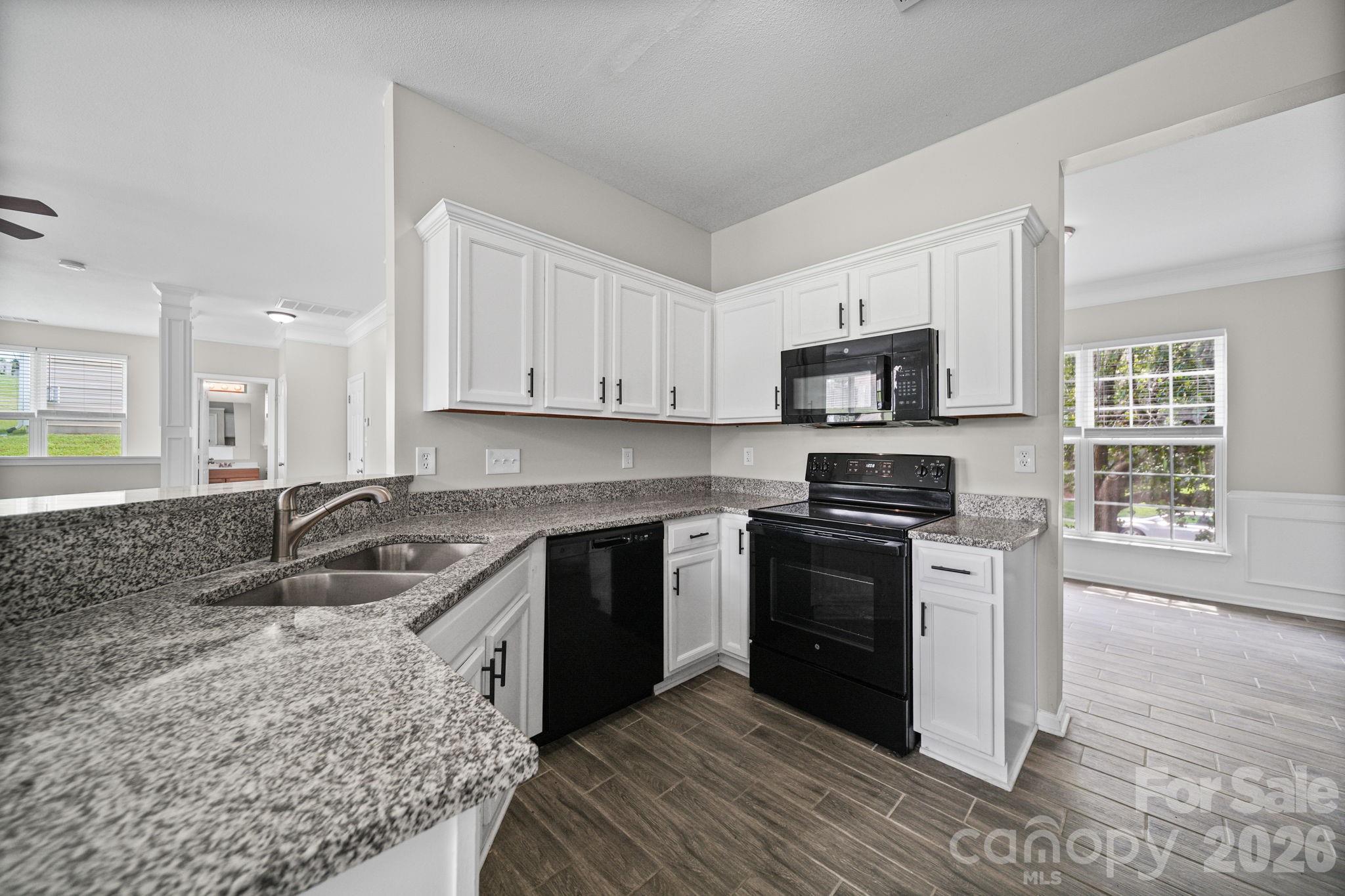 8246 Weeping Fig Lane — Charlotte