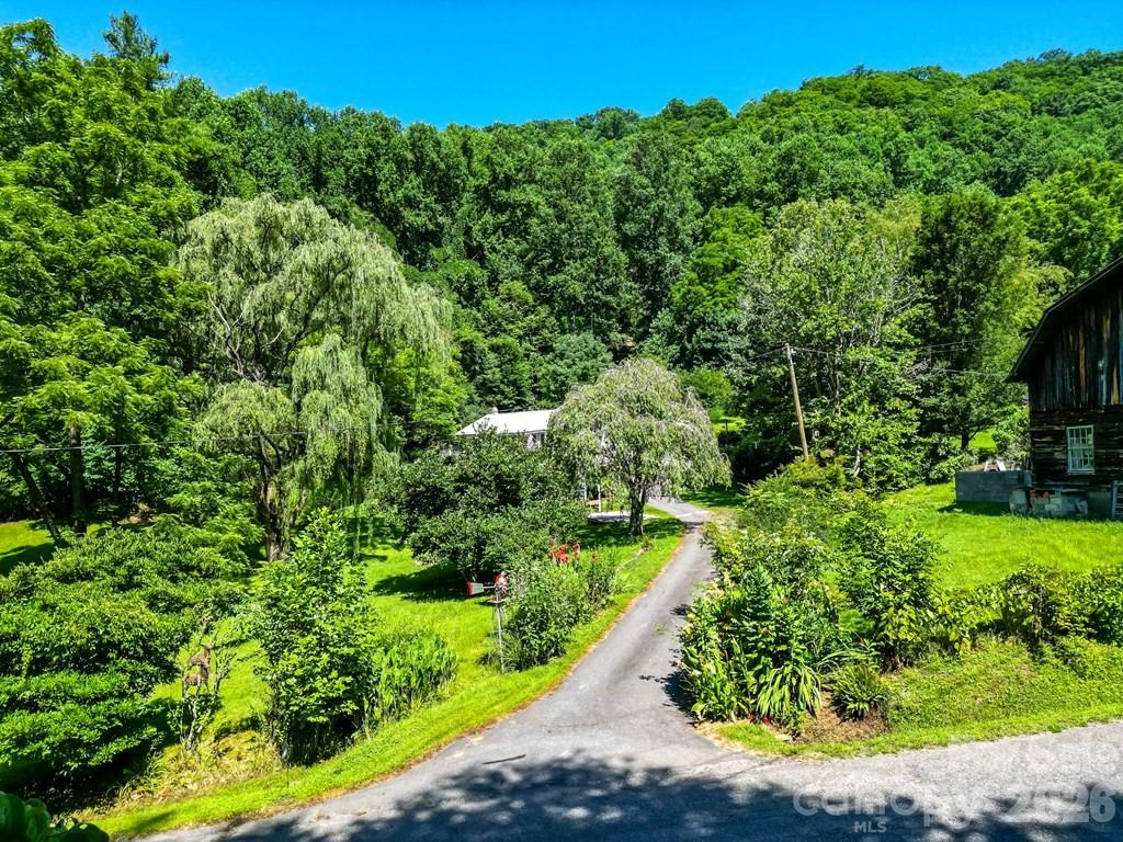 901 Rufus Robinson Road — Sylva