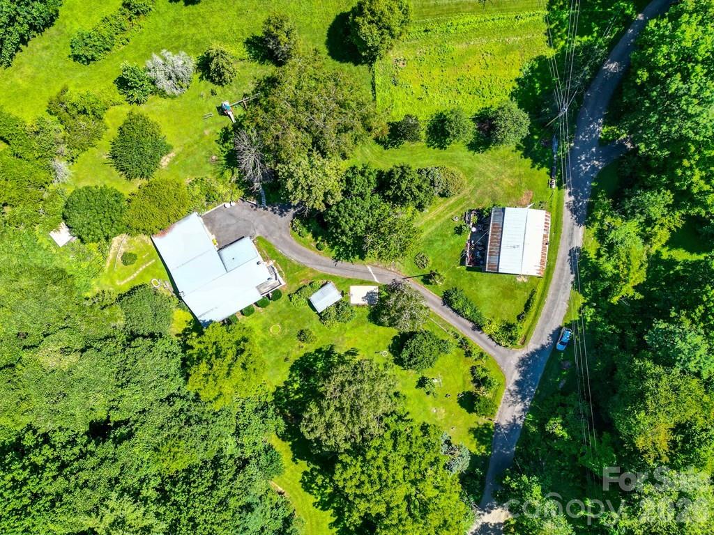 901 Rufus Robinson Road — Sylva