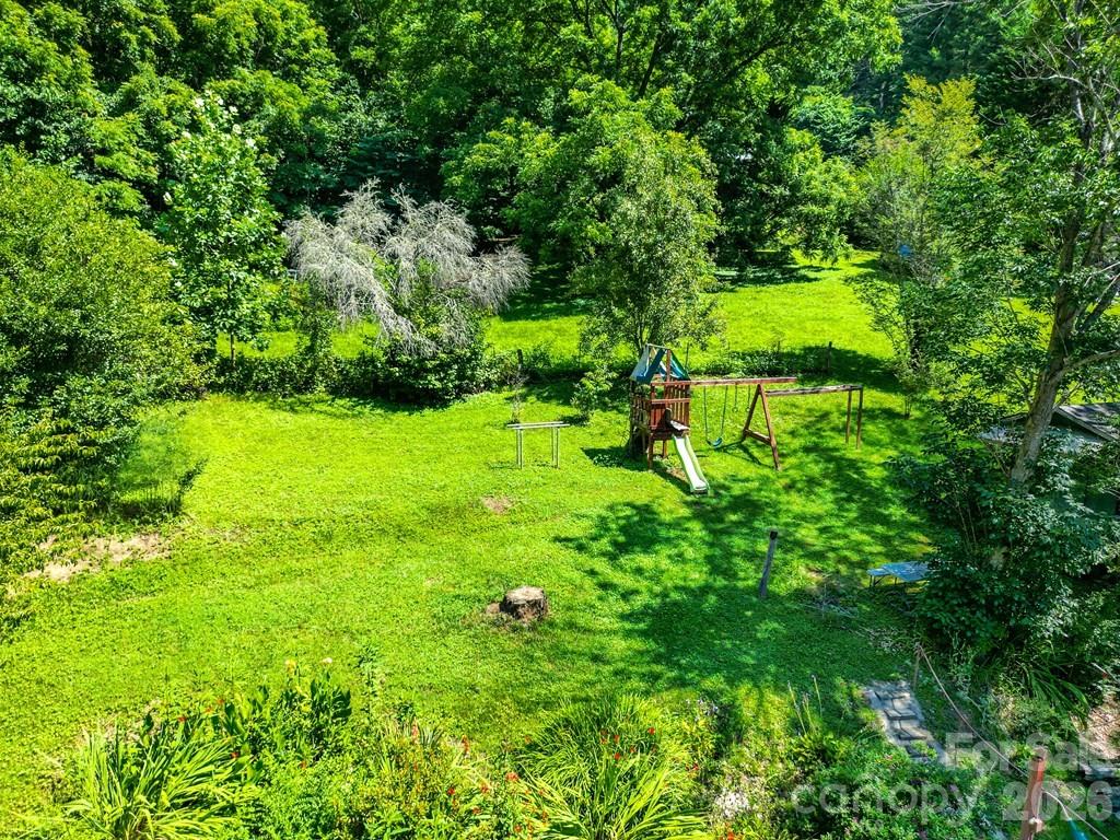 901 Rufus Robinson Road — Sylva