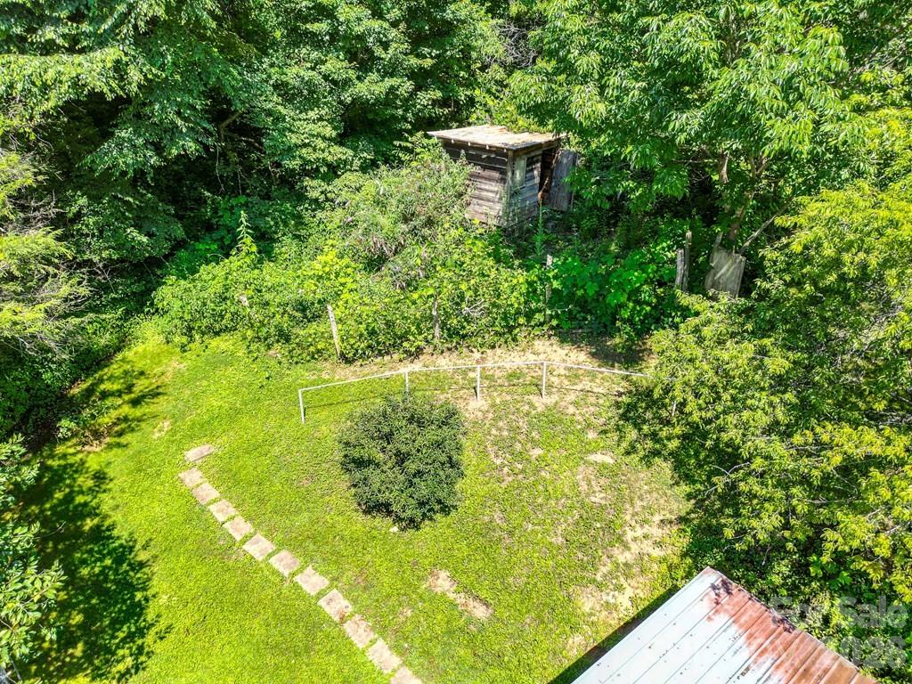 901 Rufus Robinson Road — Sylva