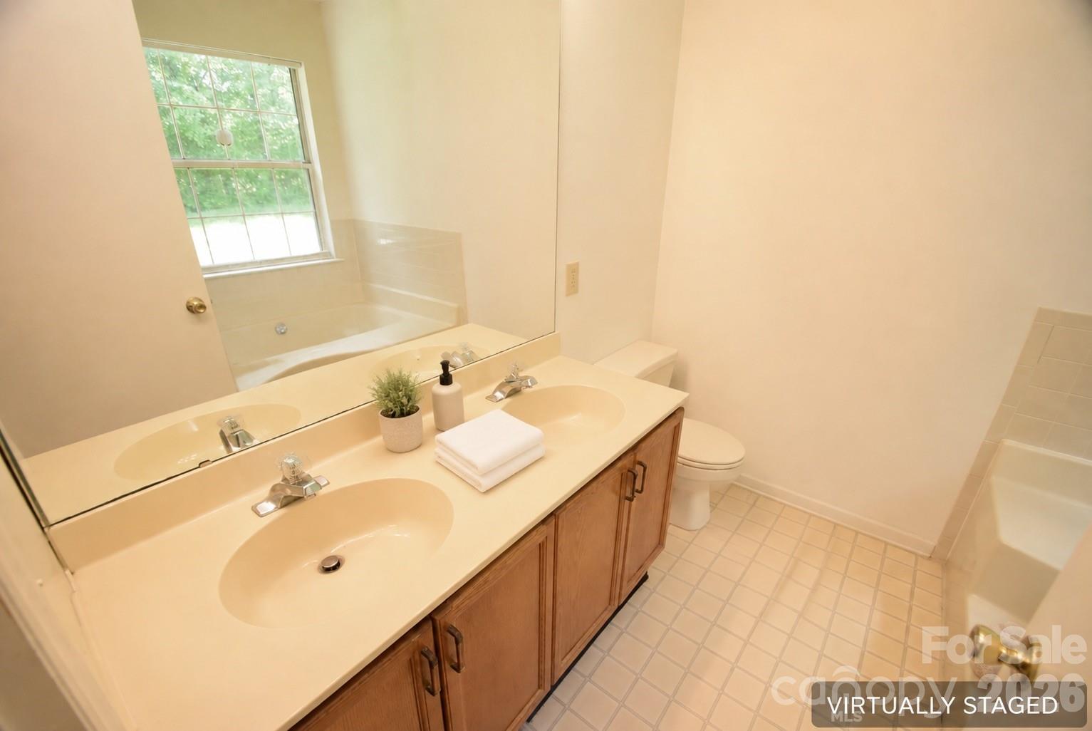 5014 Jade Court — Monroe