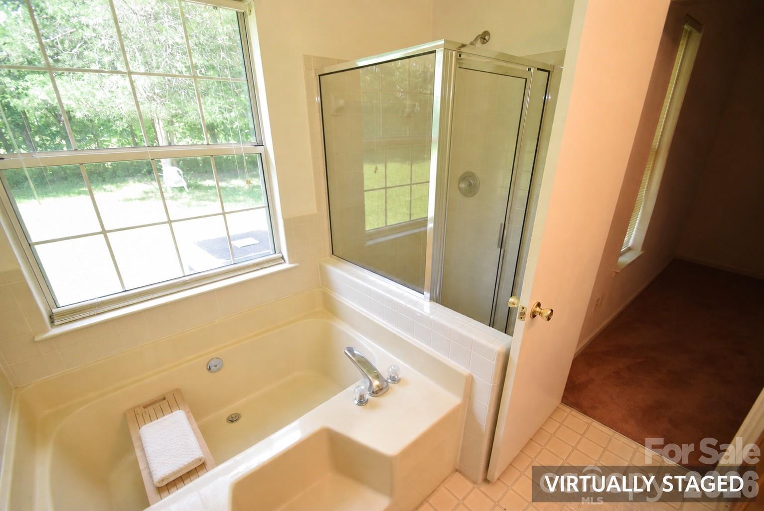 5014 Jade Court — Monroe