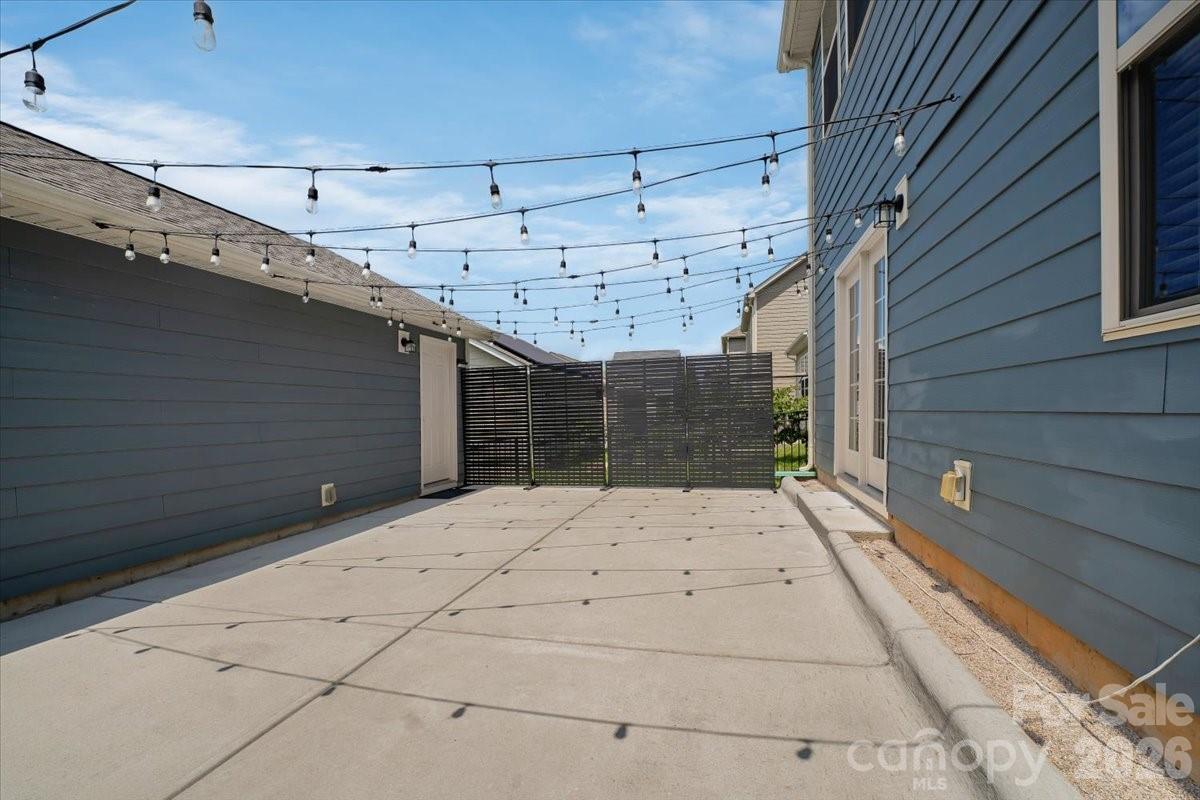 15505 Davidson East Drive — Davidson