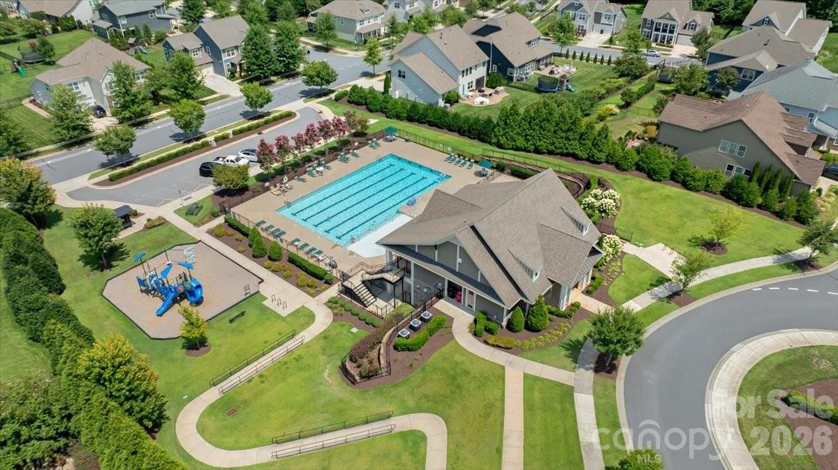 15505 Davidson East Drive — Davidson