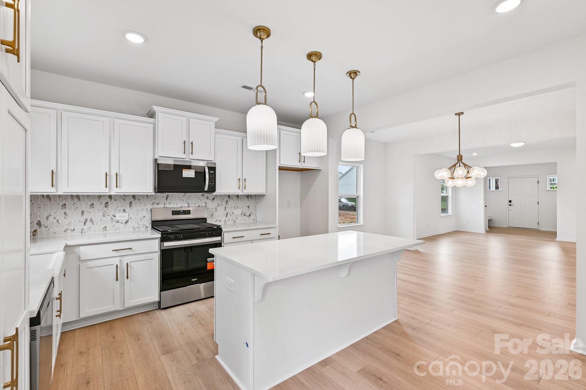 36170 Greg Norman Drive #1009 — Lancaster