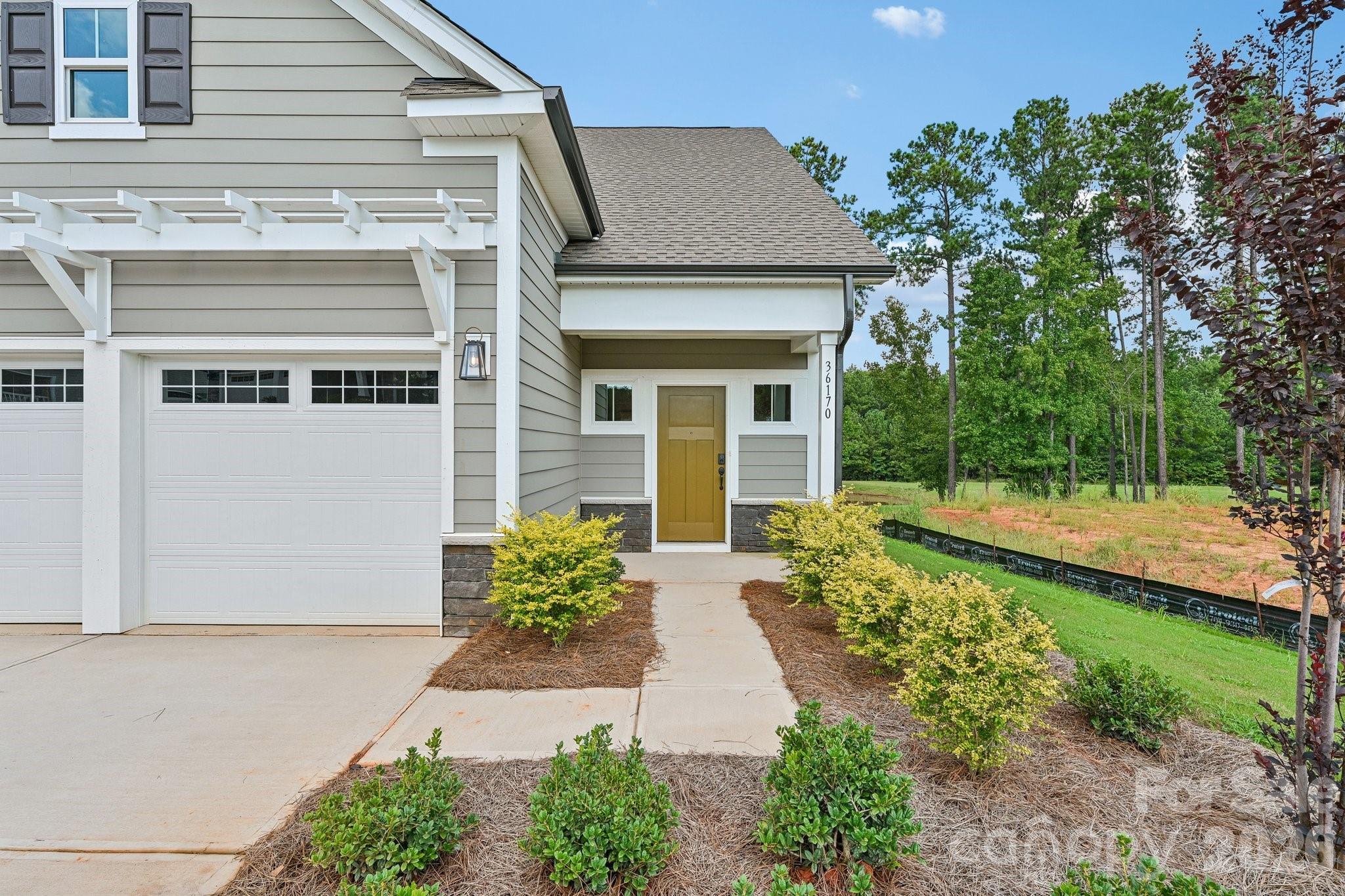 36170 Greg Norman Drive #1009 — Lancaster