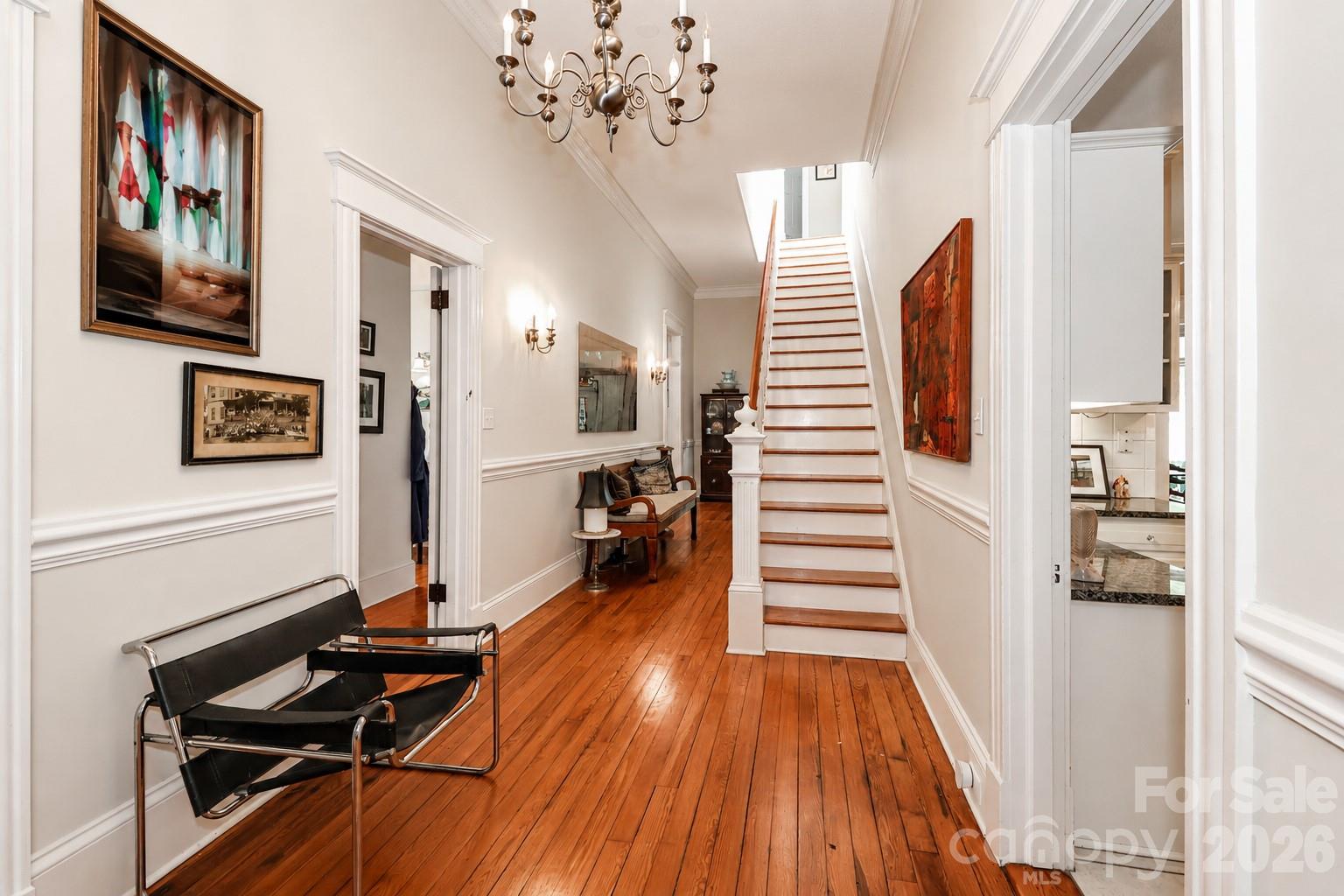 804 E Broad Street — Statesville