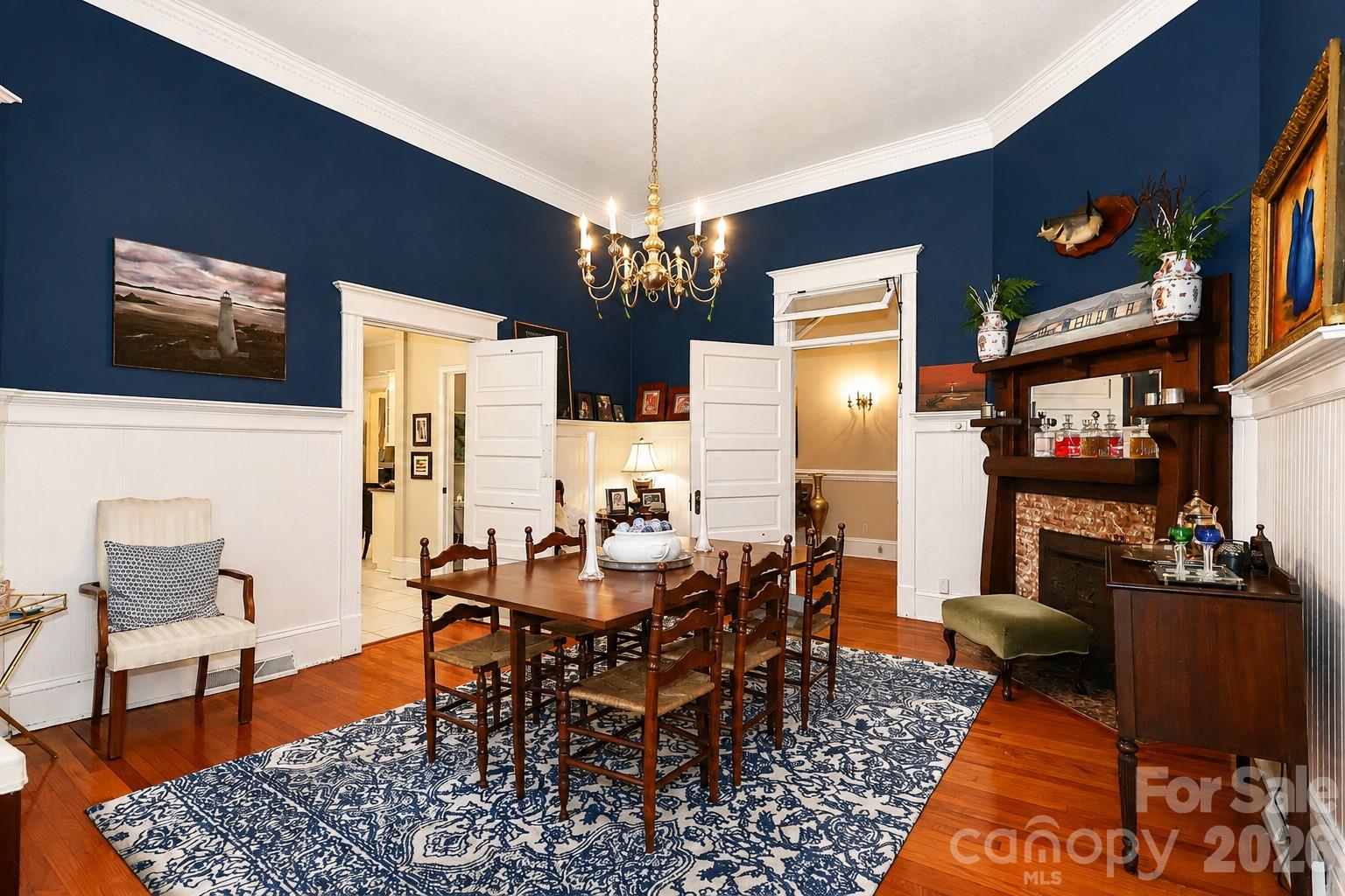 804 E Broad Street — Statesville