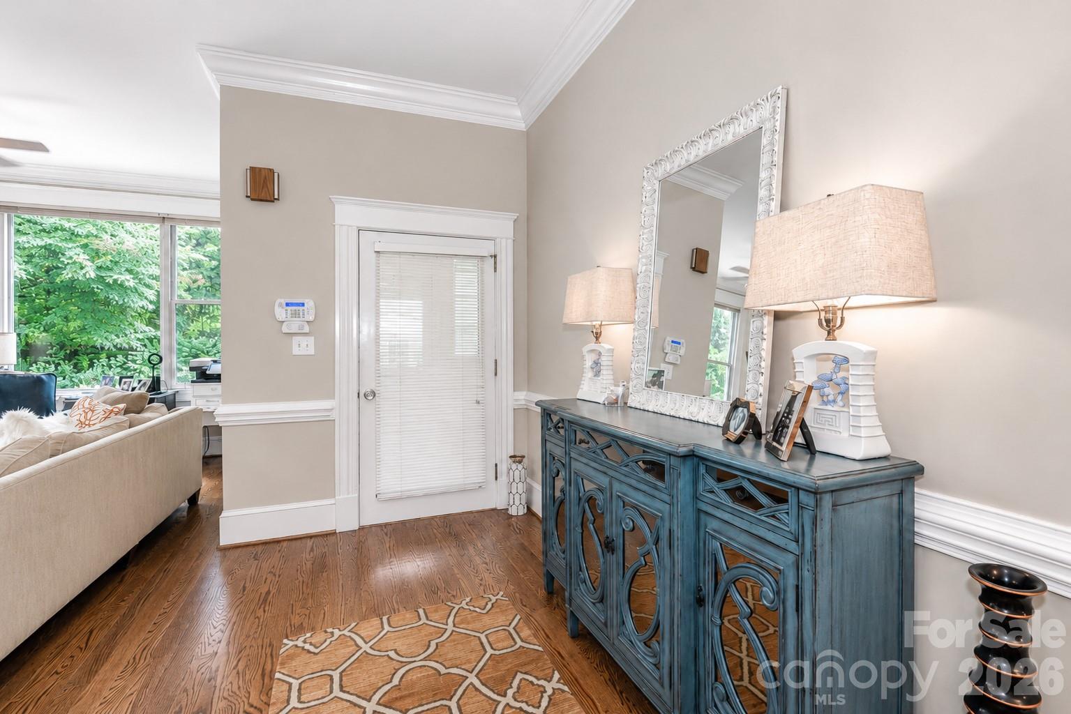 804 E Broad Street — Statesville