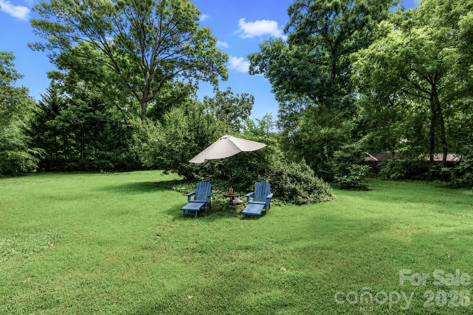 804 E Broad Street — Statesville