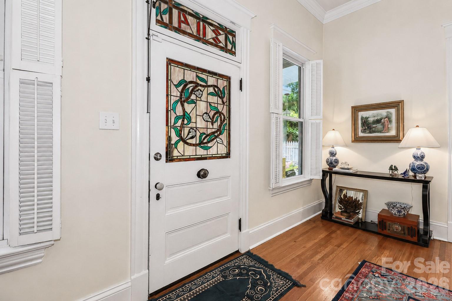 804 E Broad Street — Statesville