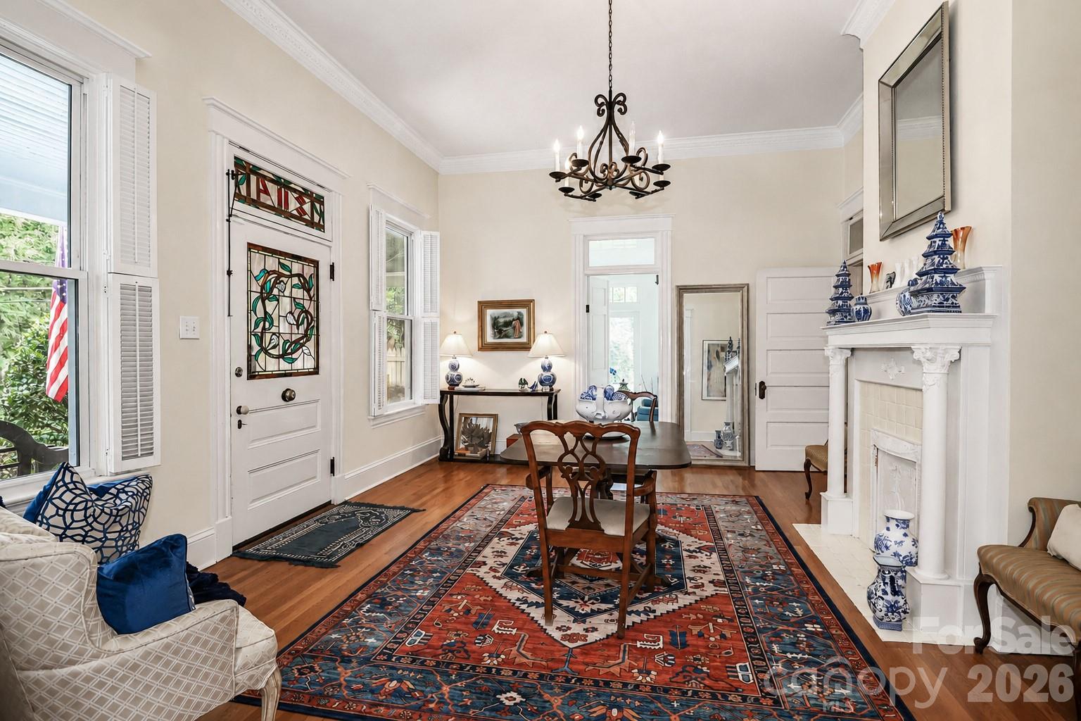 804 E Broad Street — Statesville
