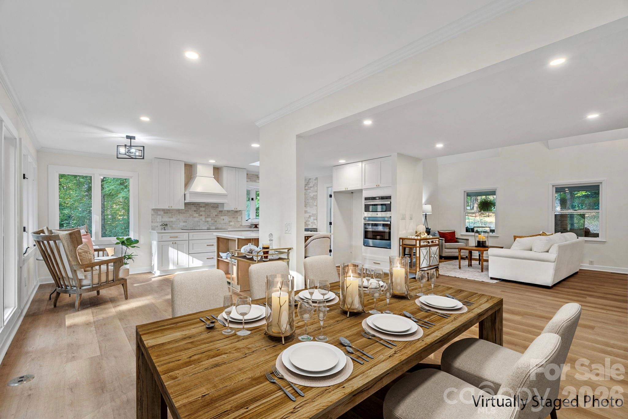 508 Red Barn Trail — Matthews