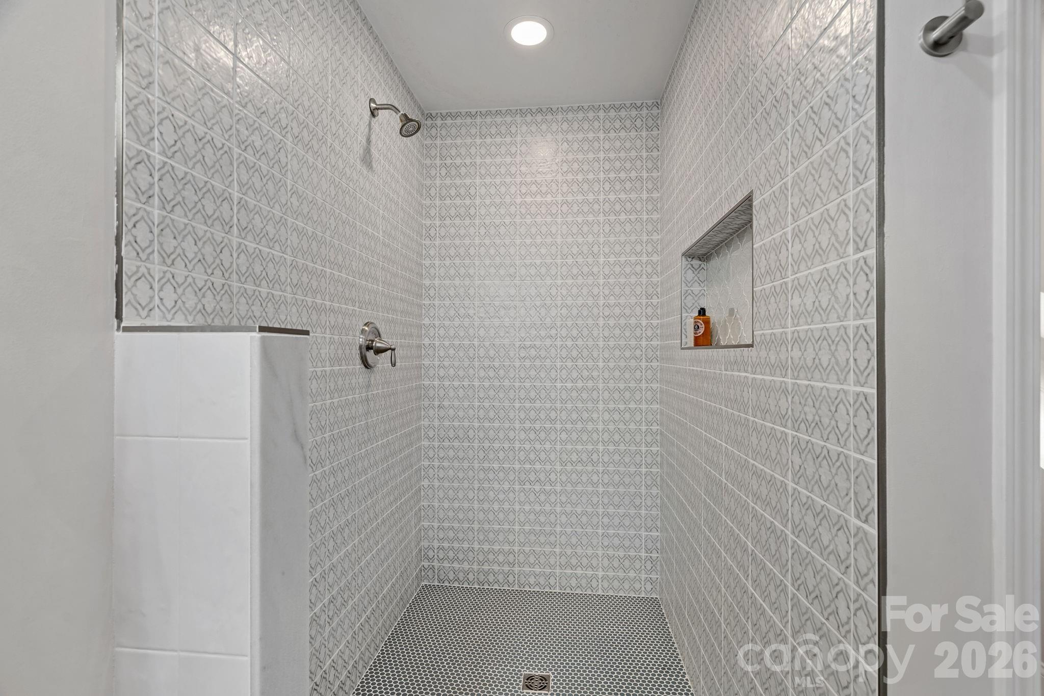 508 Red Barn Trail — Matthews