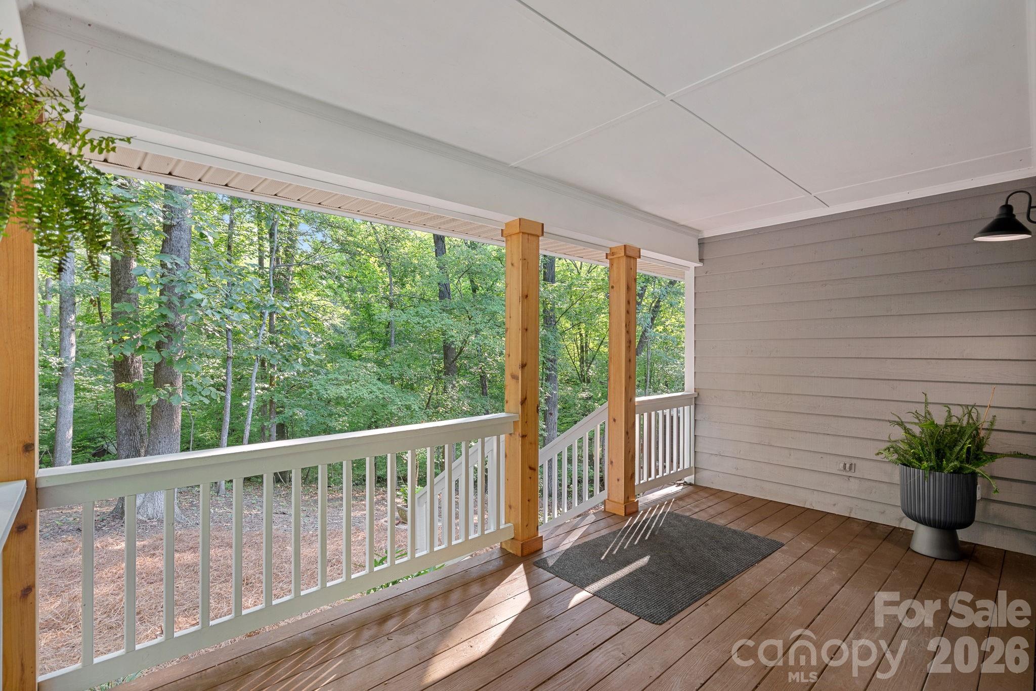 508 Red Barn Trail — Matthews
