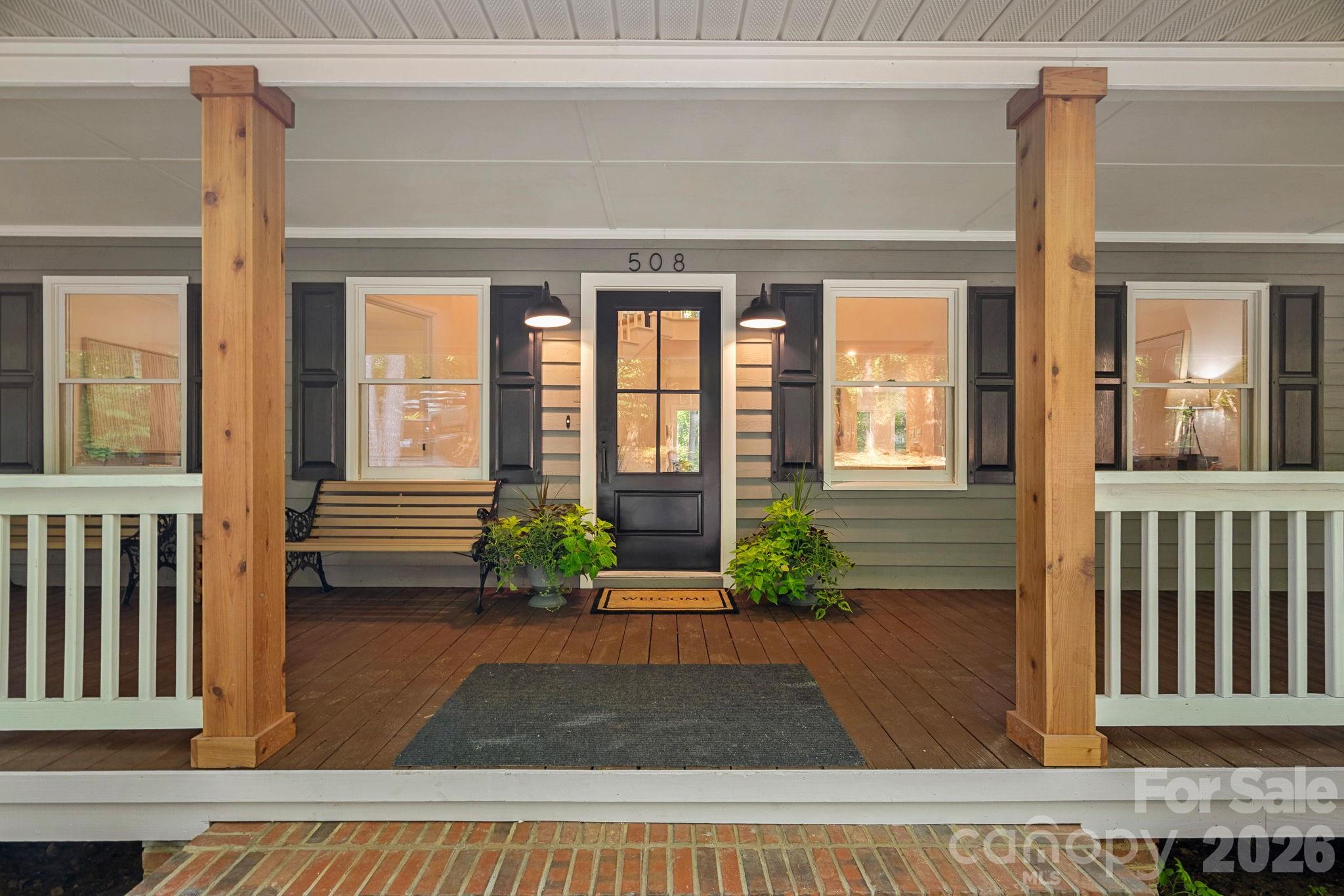 508 Red Barn Trail — Matthews