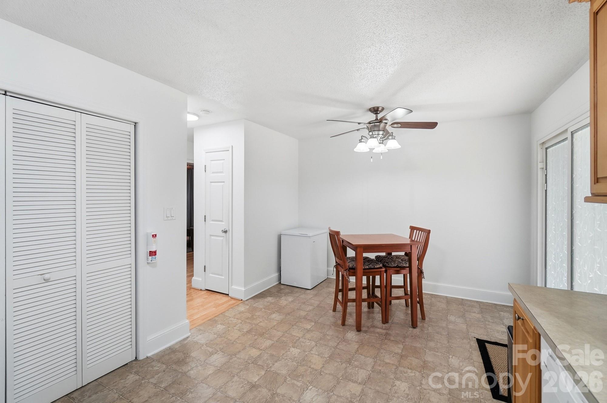 2818 Castlebrook Drive — Monroe