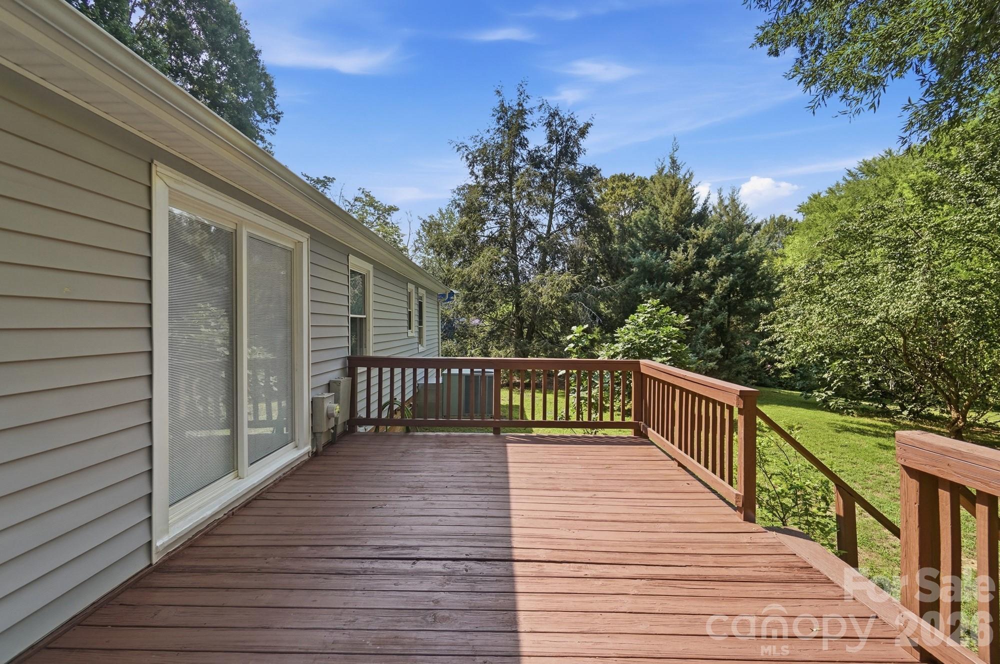 2818 Castlebrook Drive — Monroe