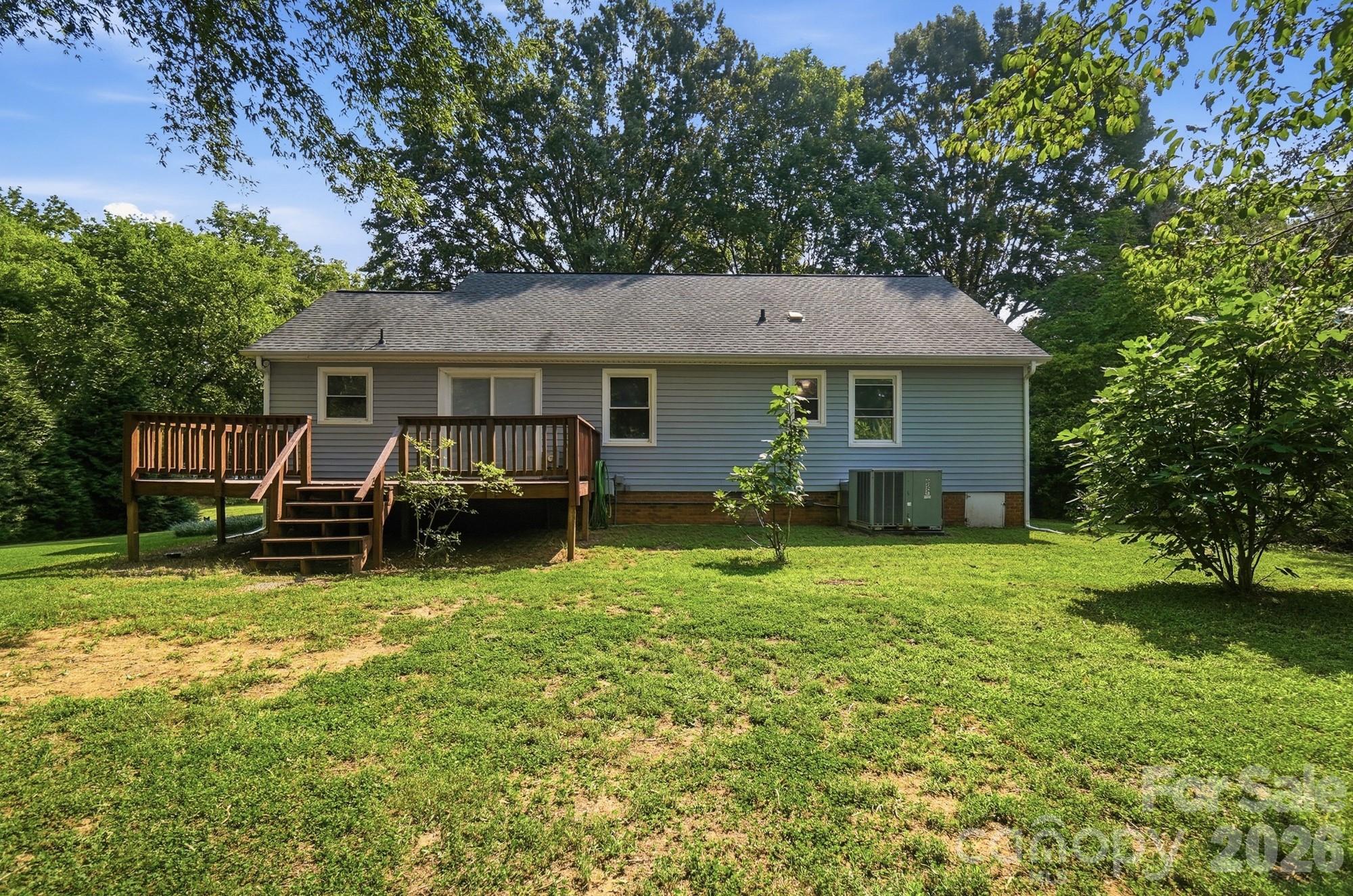 2818 Castlebrook Drive — Monroe