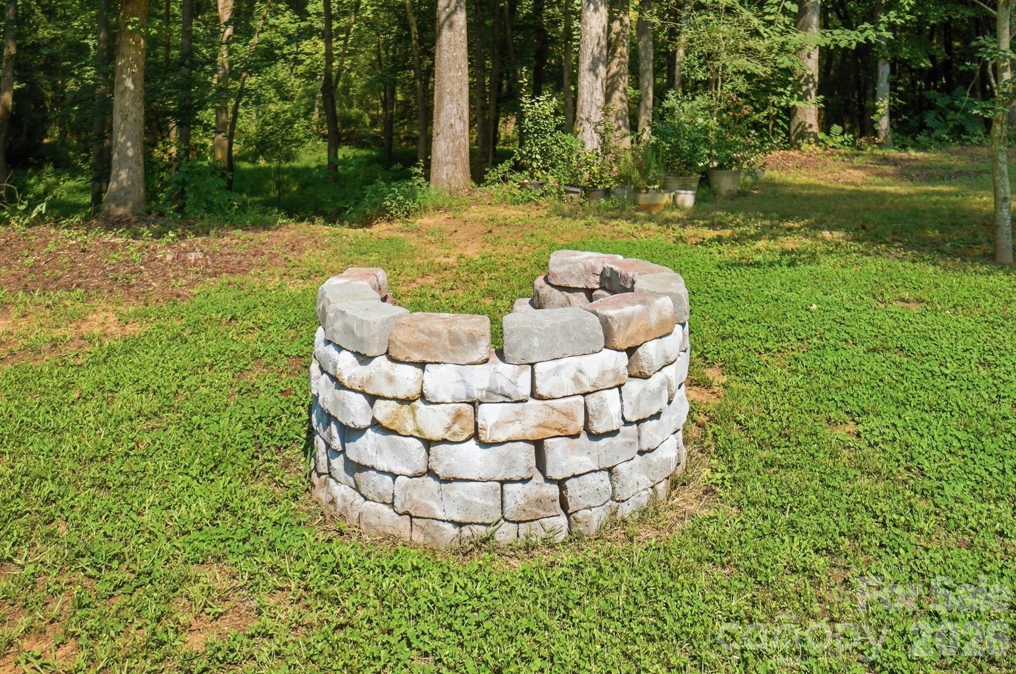 2818 Castlebrook Drive — Monroe
