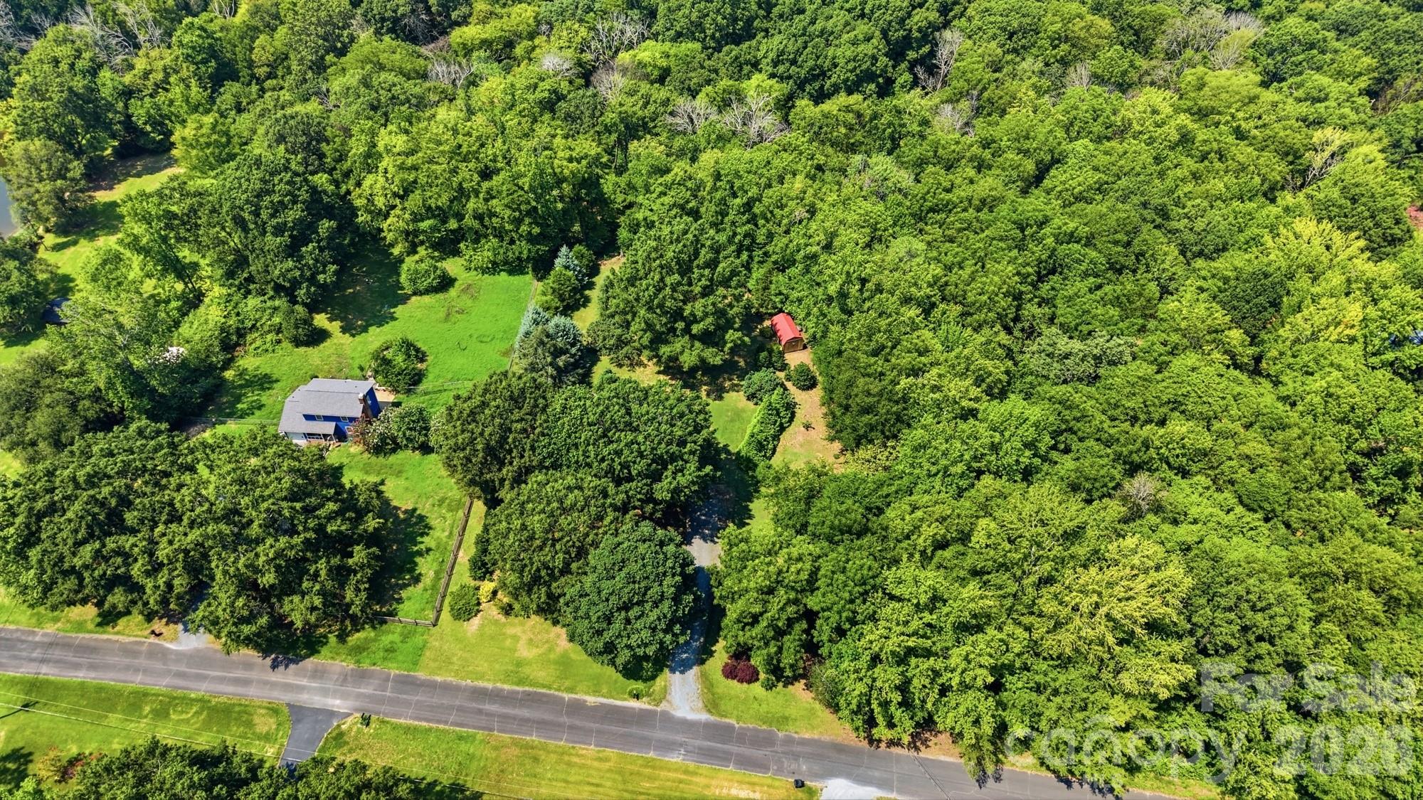 2818 Castlebrook Drive — Monroe