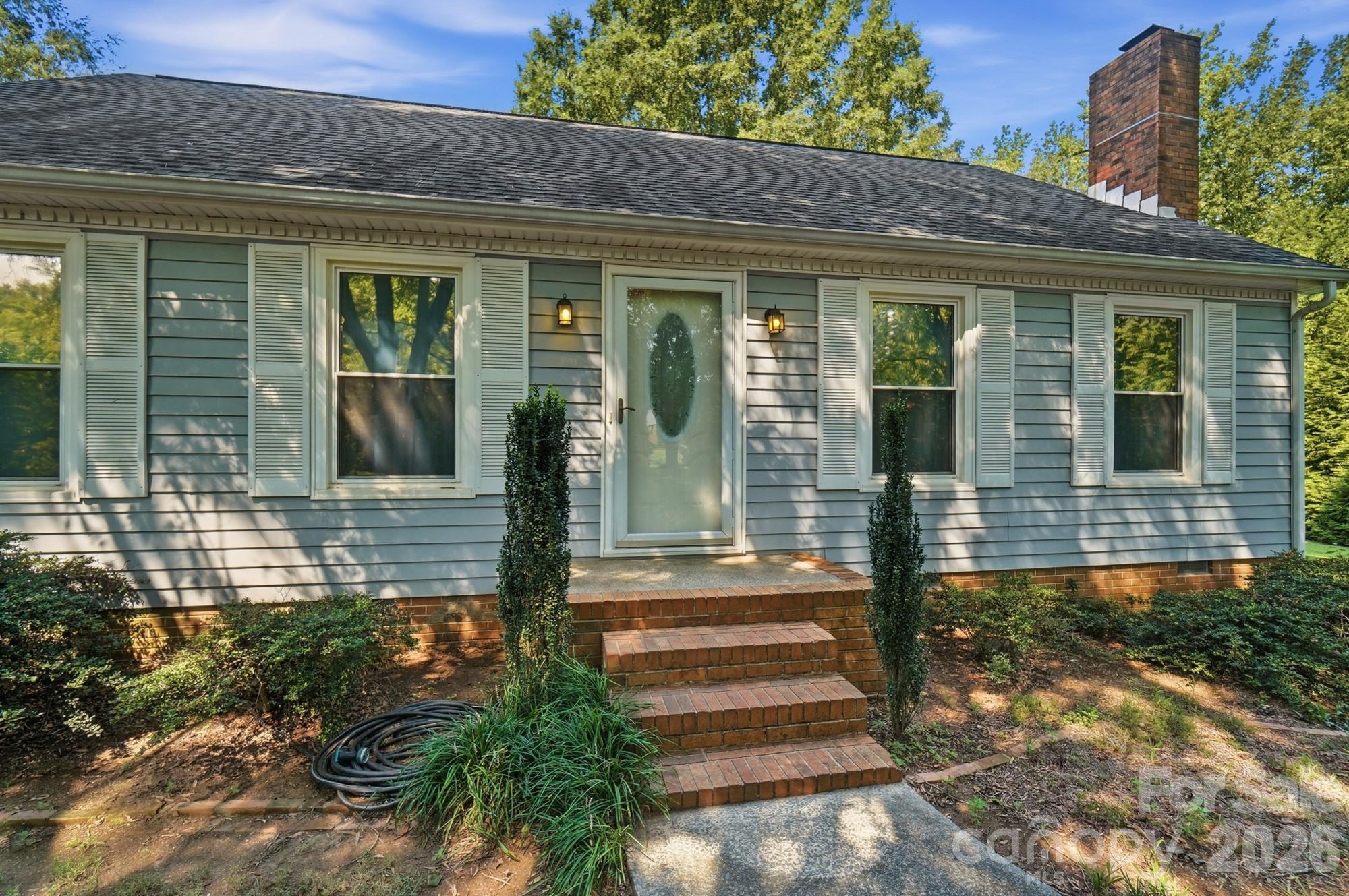 2818 Castlebrook Drive — Monroe