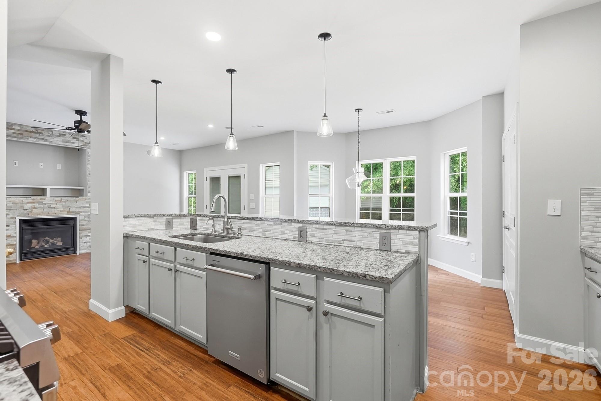 11402 Heritage Green Drive — Cornelius