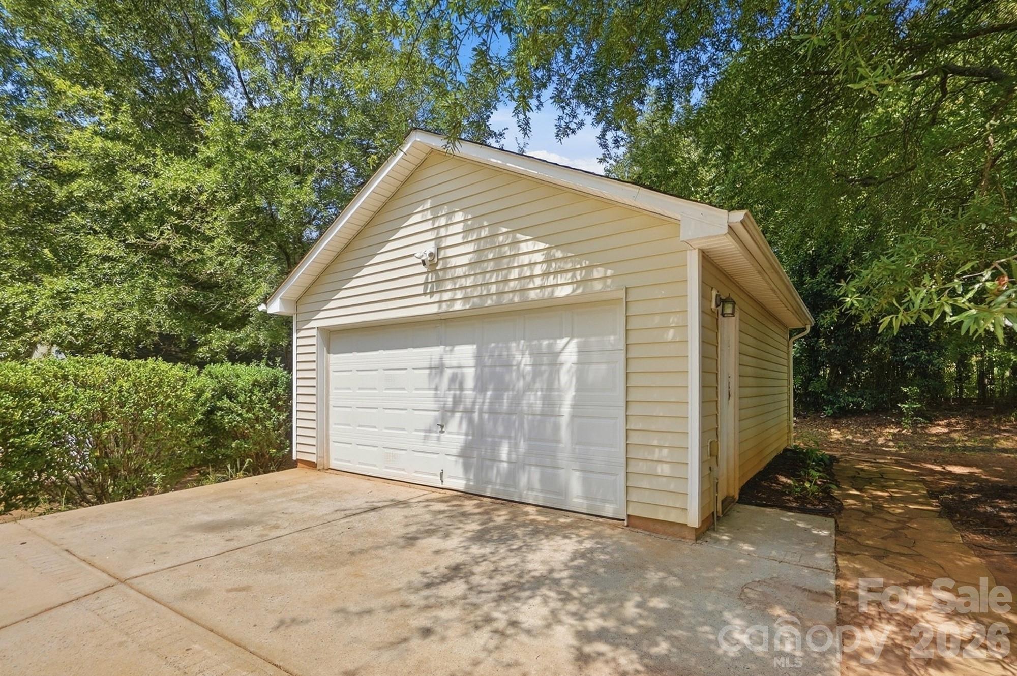 11402 Heritage Green Drive — Cornelius