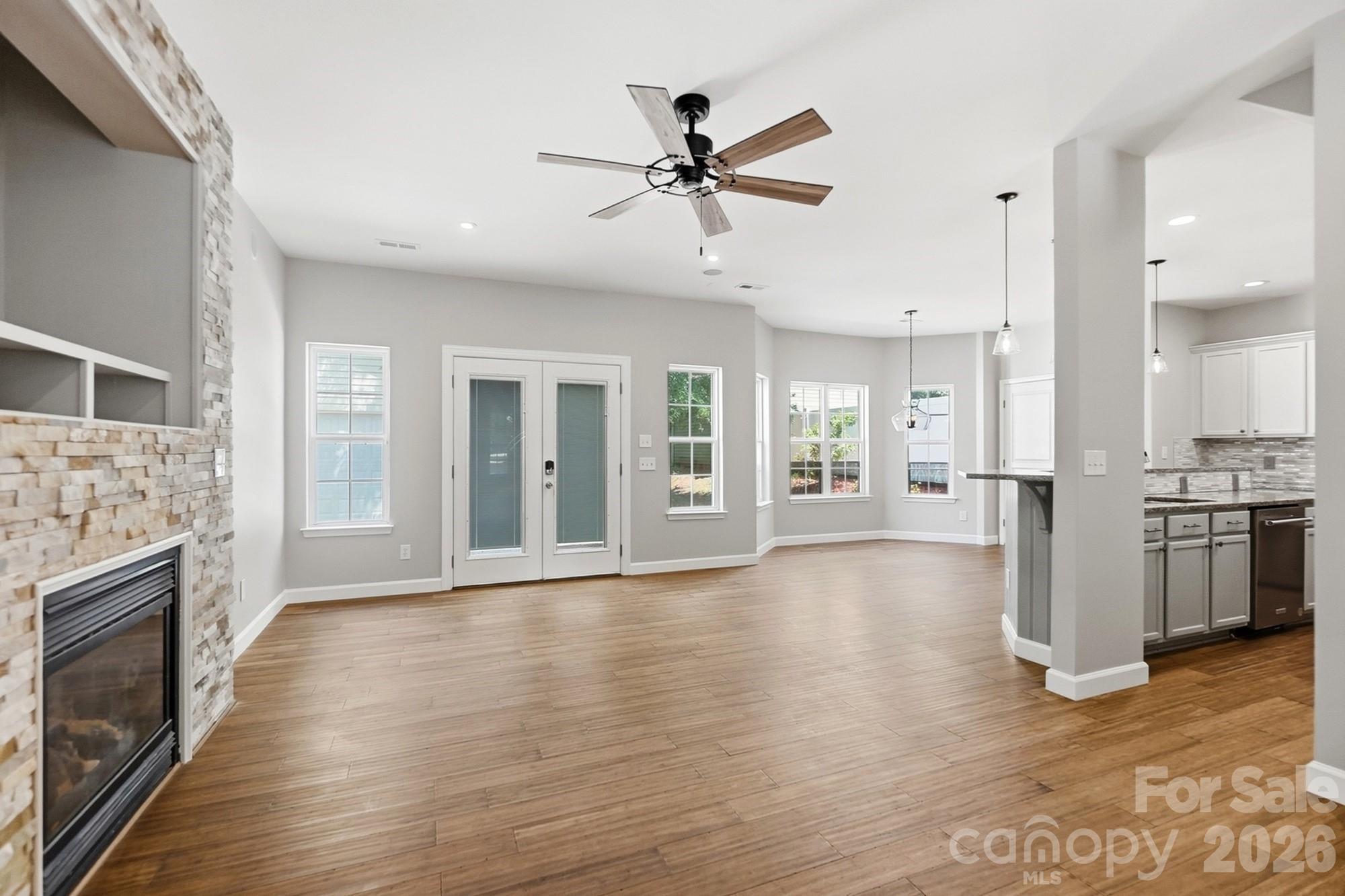 11402 Heritage Green Drive — Cornelius