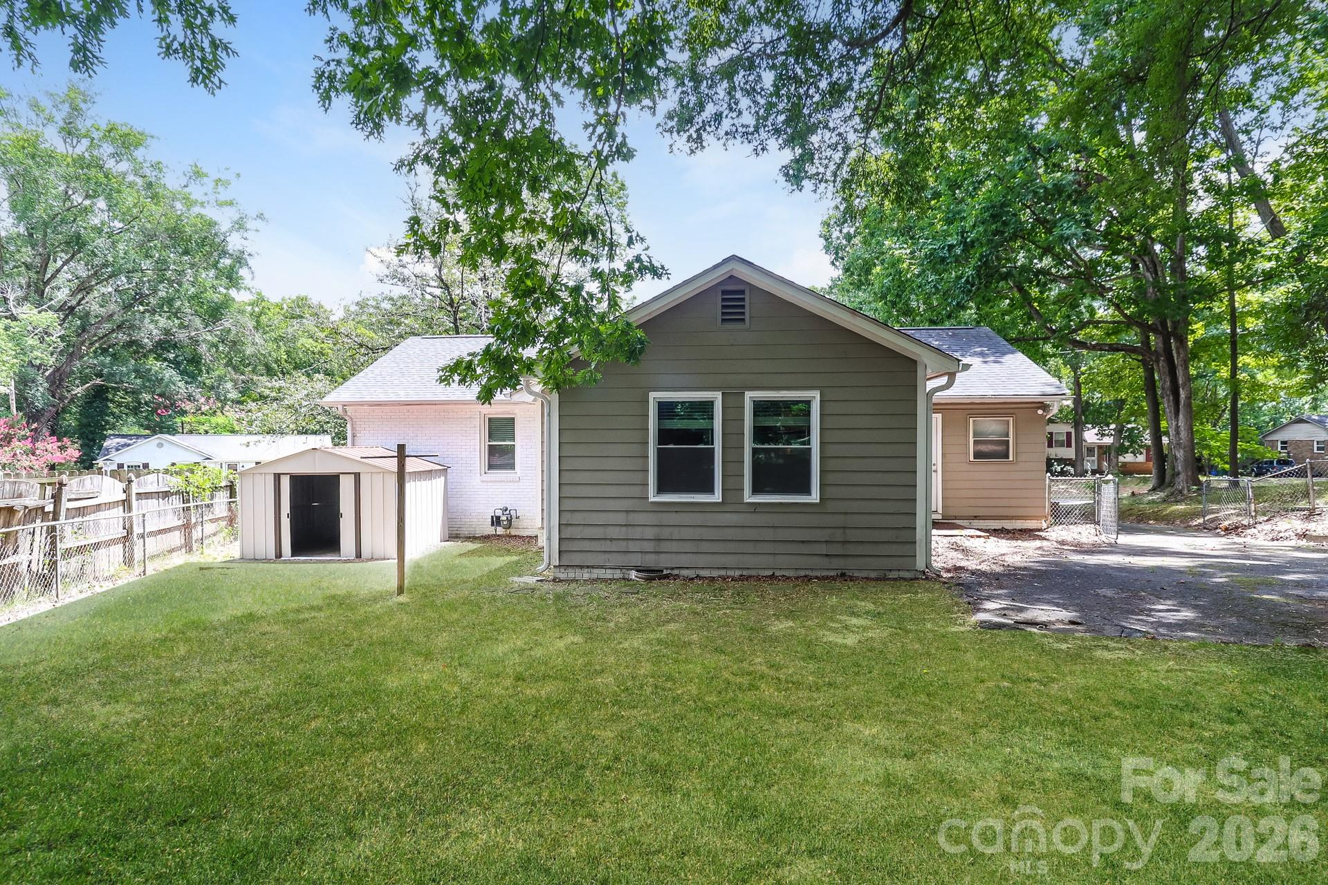 6424 Springfield Drive — Charlotte
