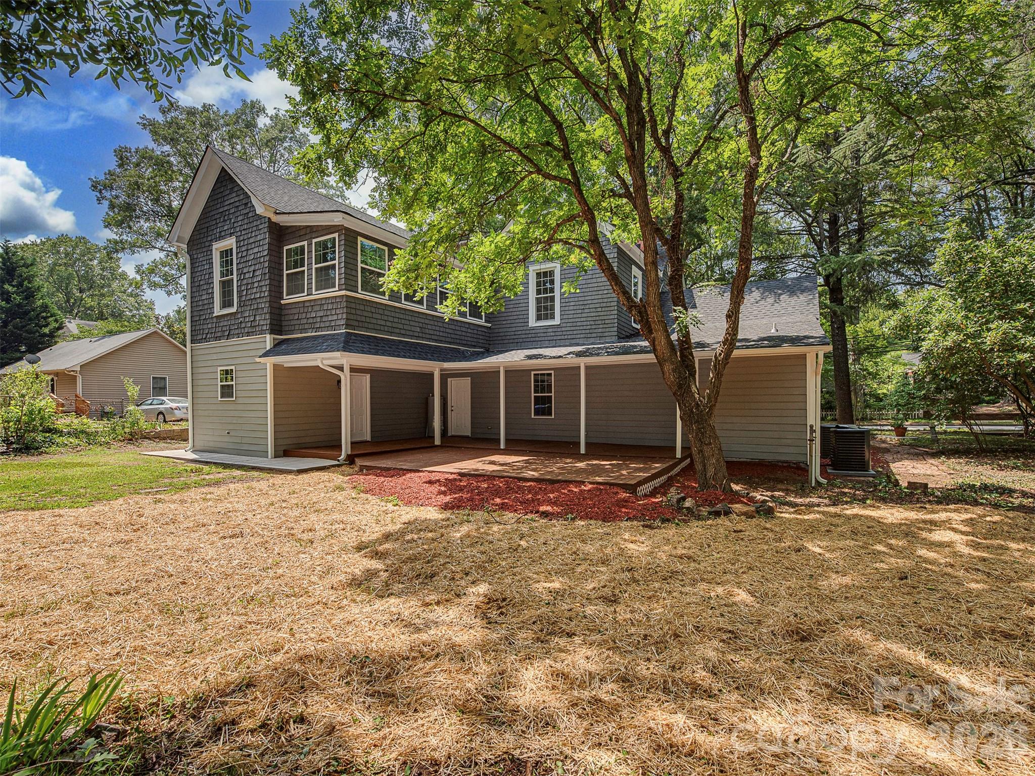 234 S Academy Street — Mooresville