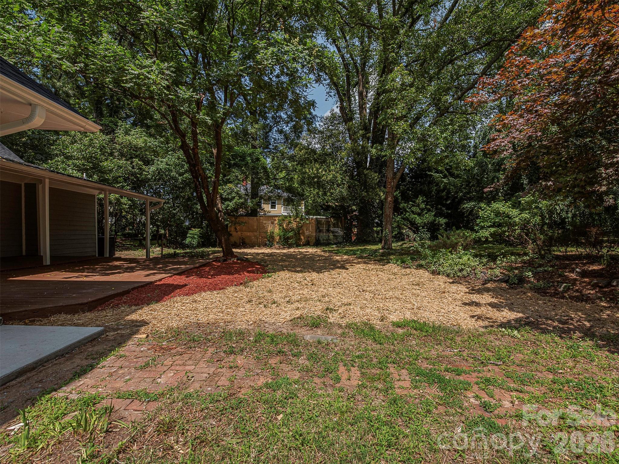 234 S Academy Street — Mooresville