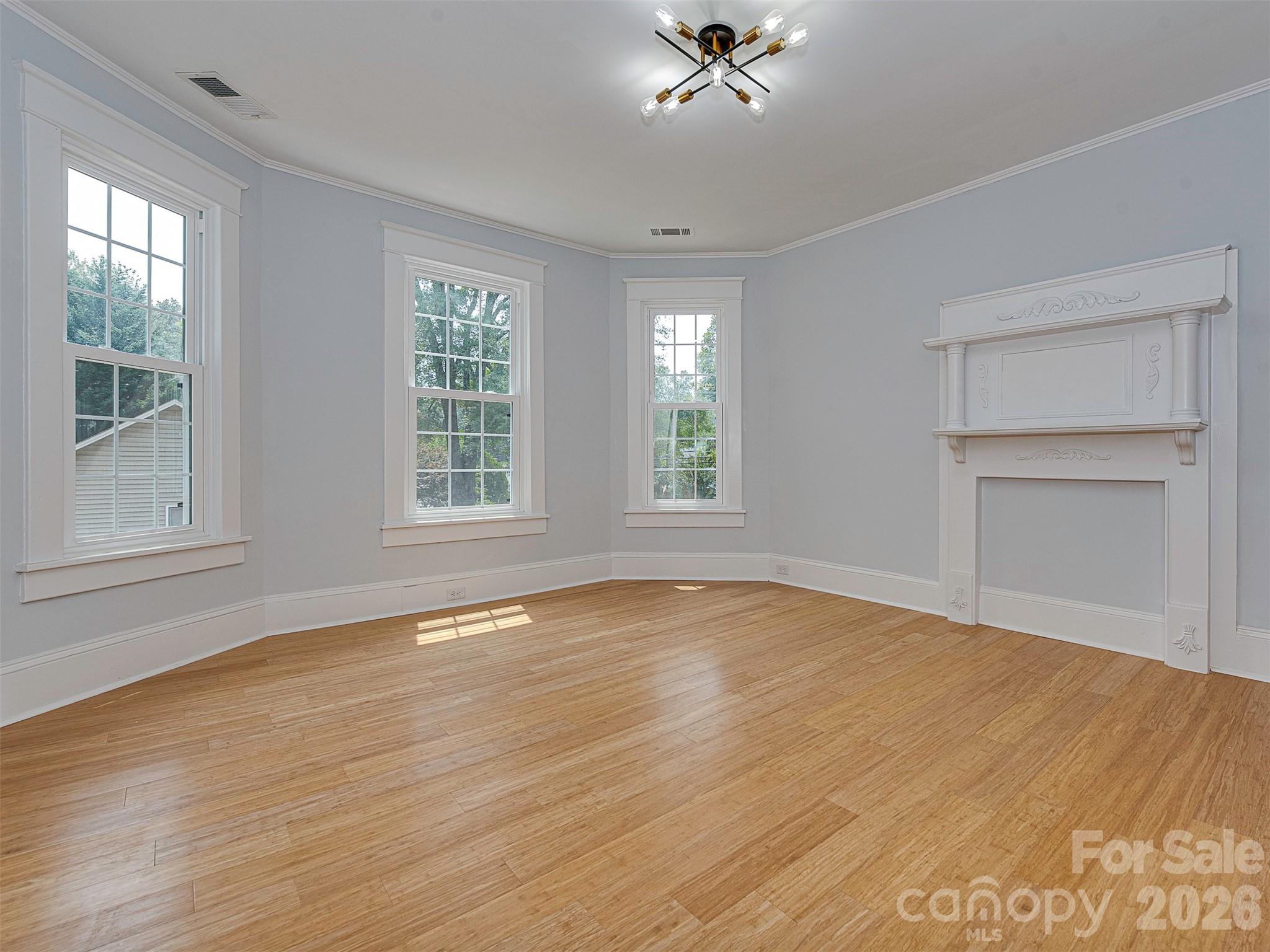 234 S Academy Street — Mooresville