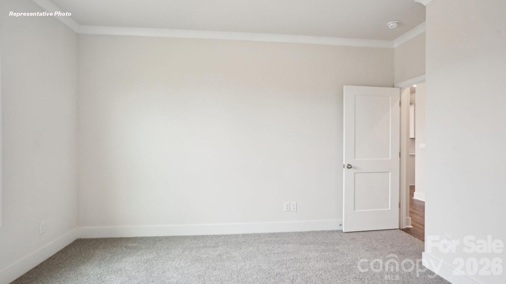 3260 Oberon Street — York