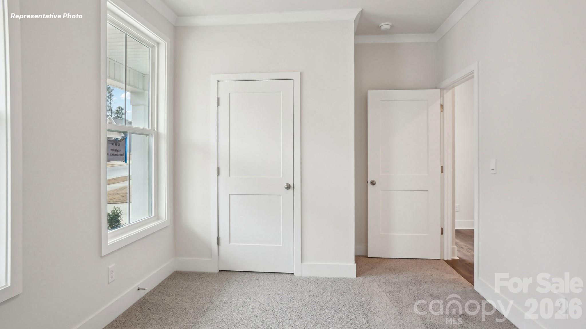 3260 Oberon Street — York
