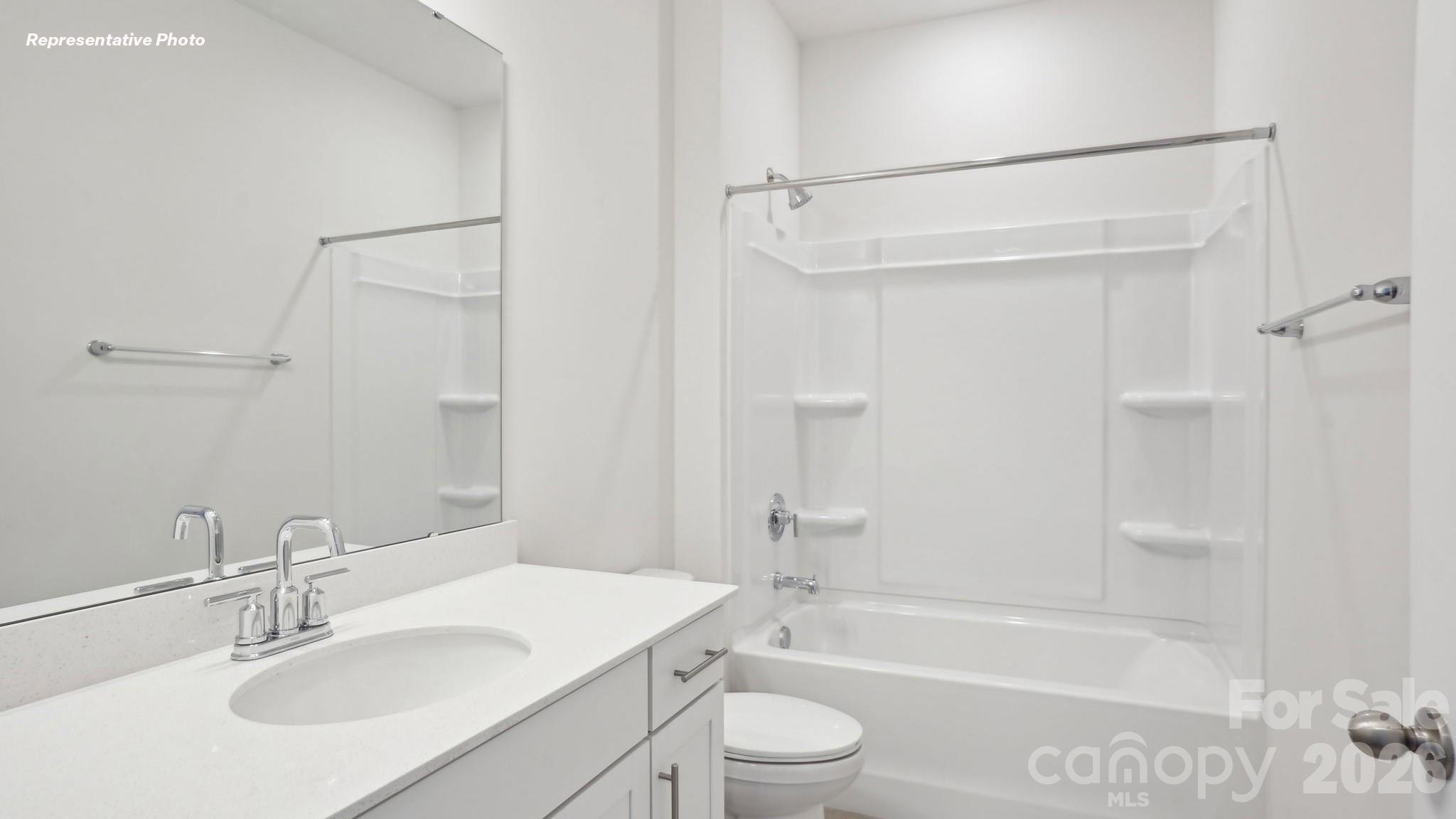 3260 Oberon Street — York
